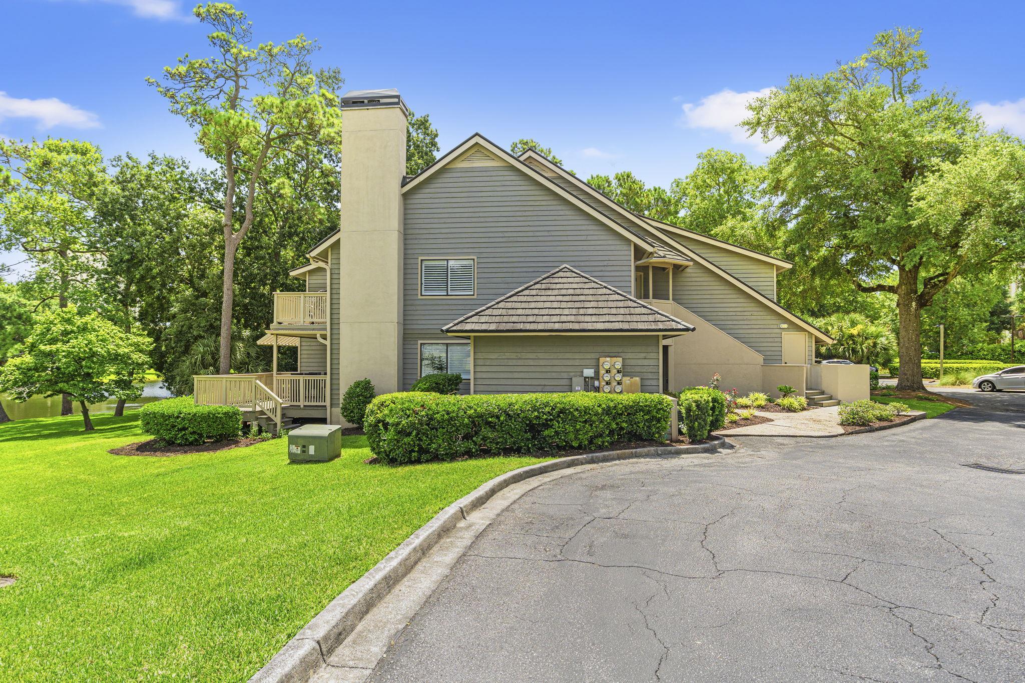 175 Saint Clears Way Unit: 23A