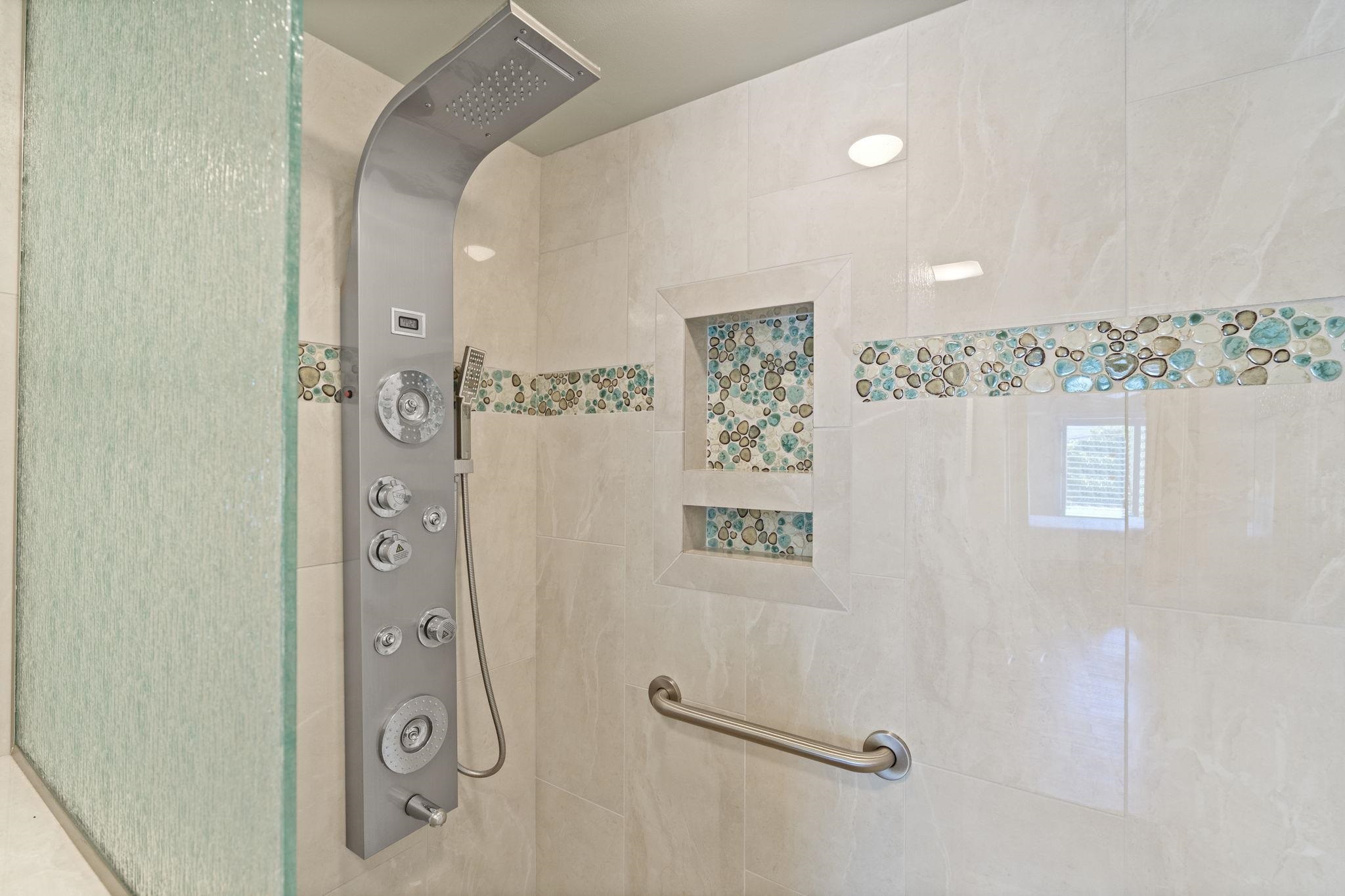 175 Saint Clears Way Unit: 23A