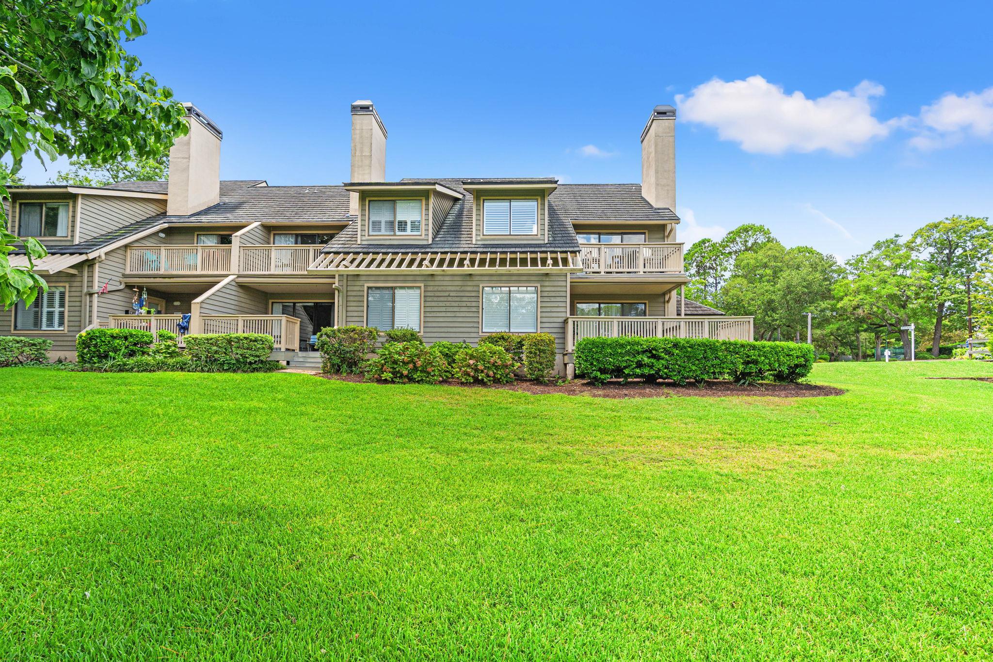 175 Saint Clears Way Unit: 23A