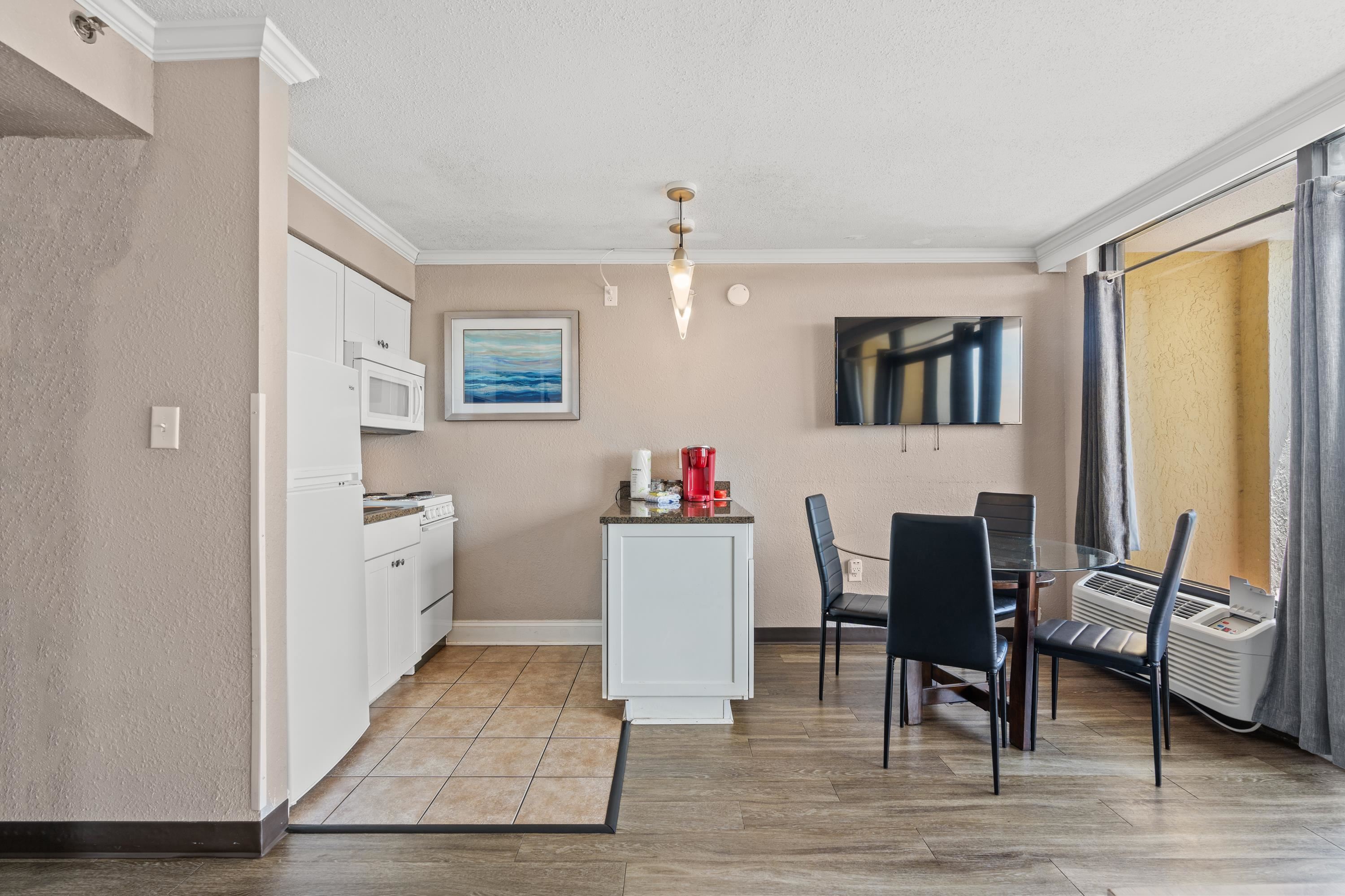 6900 N Ocean Blvd. Unit: 1407