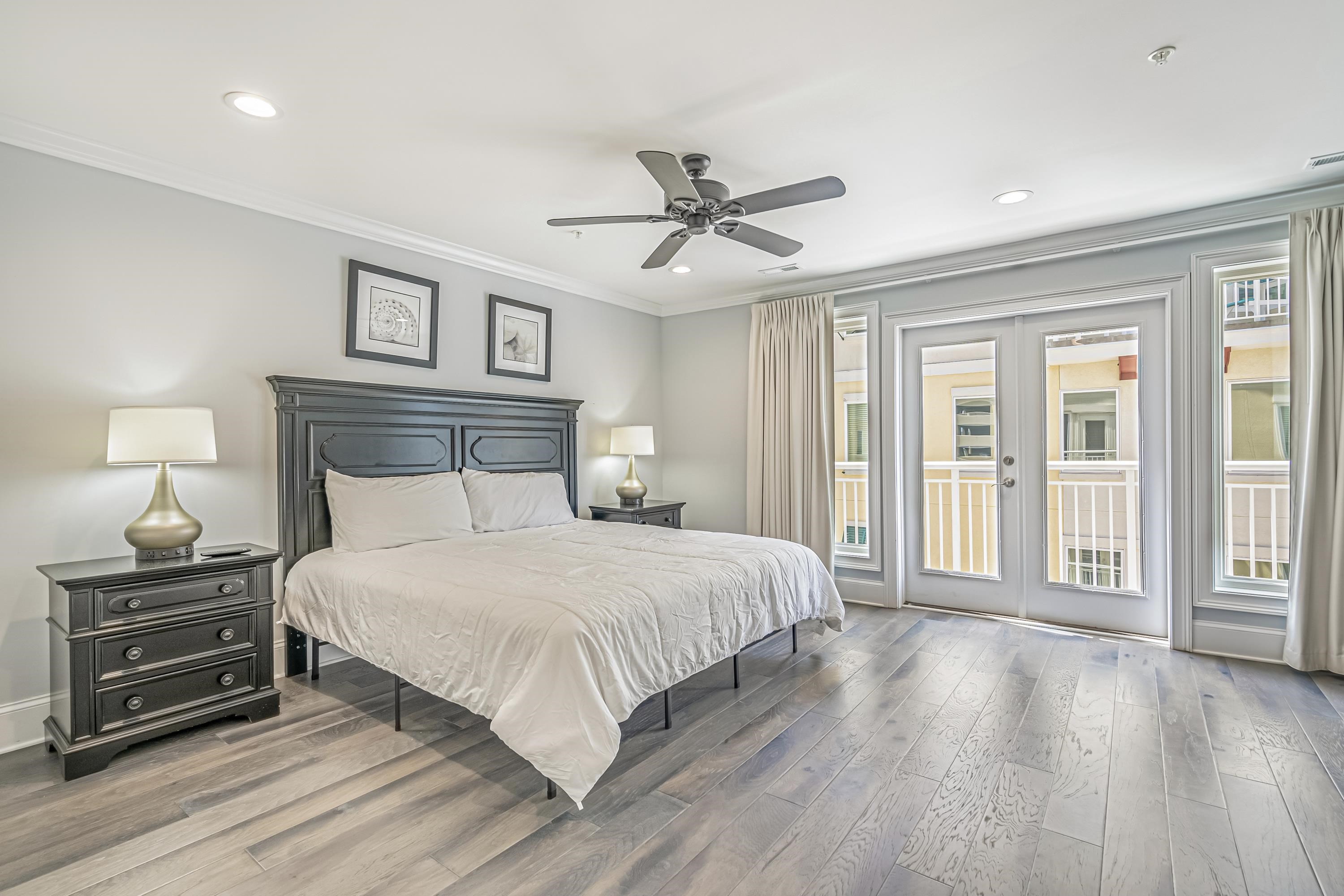 7401 N Ocean Blvd. Unit: 8