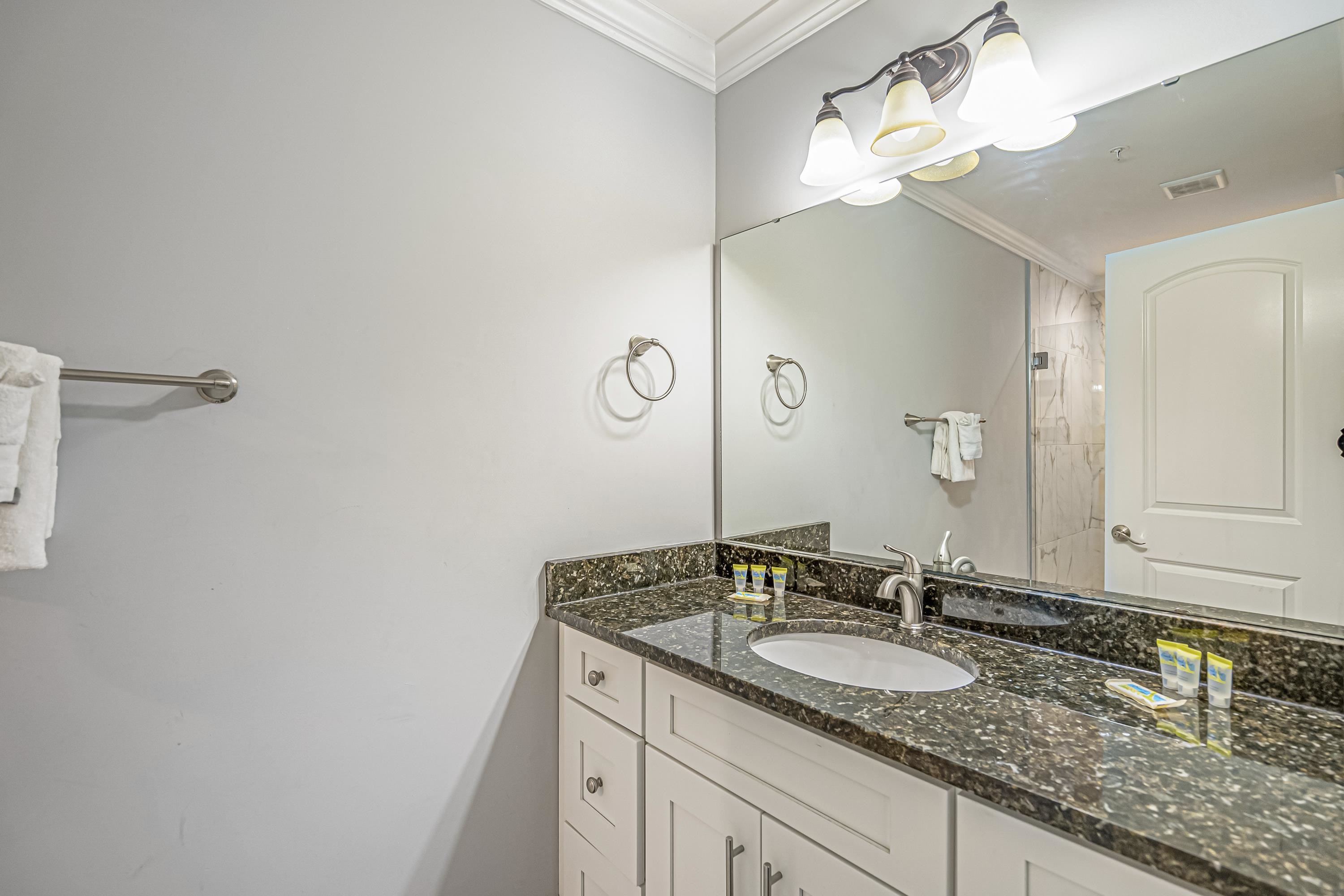 7401 N Ocean Blvd. Unit: 8