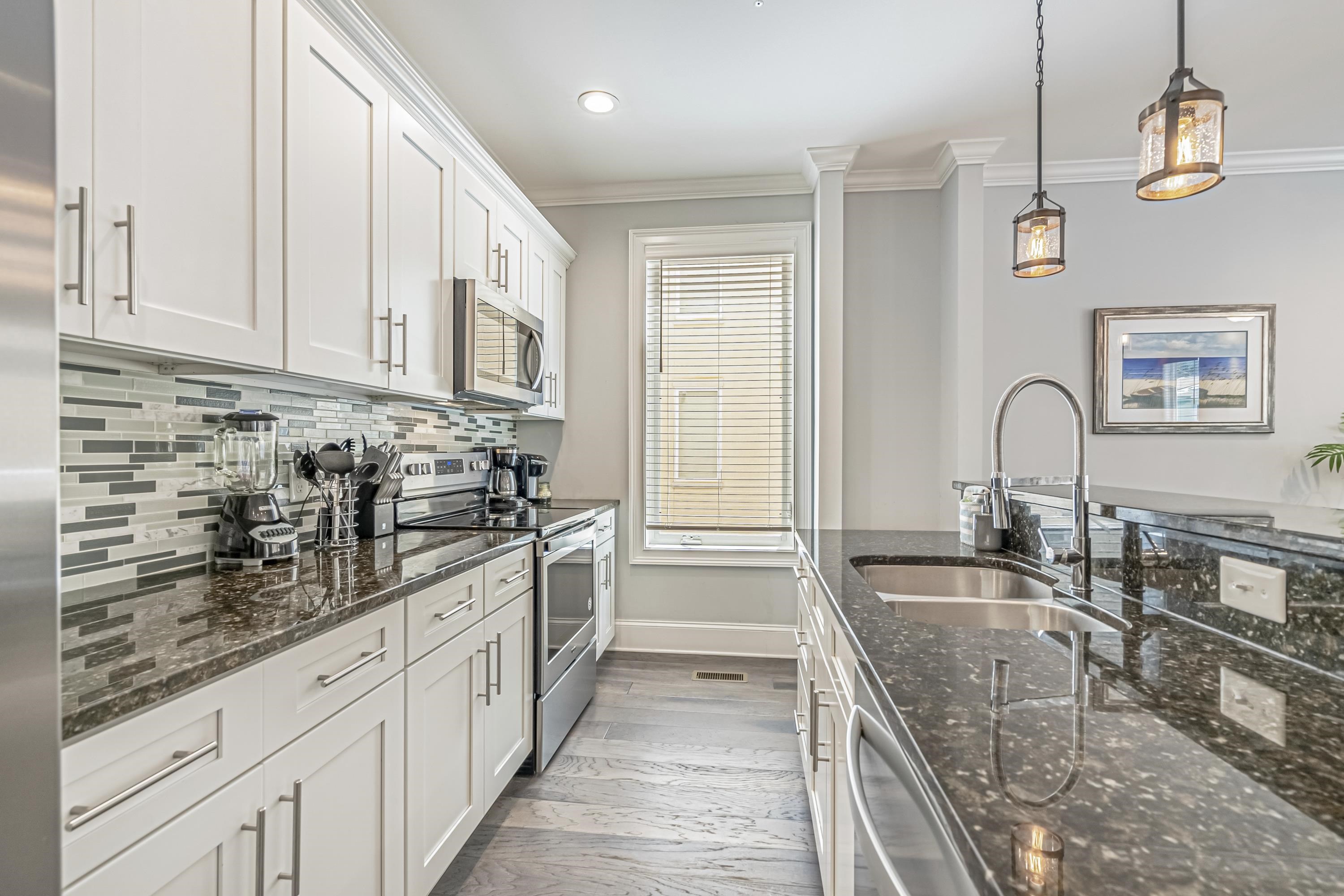 7401 N Ocean Blvd. Unit: 8