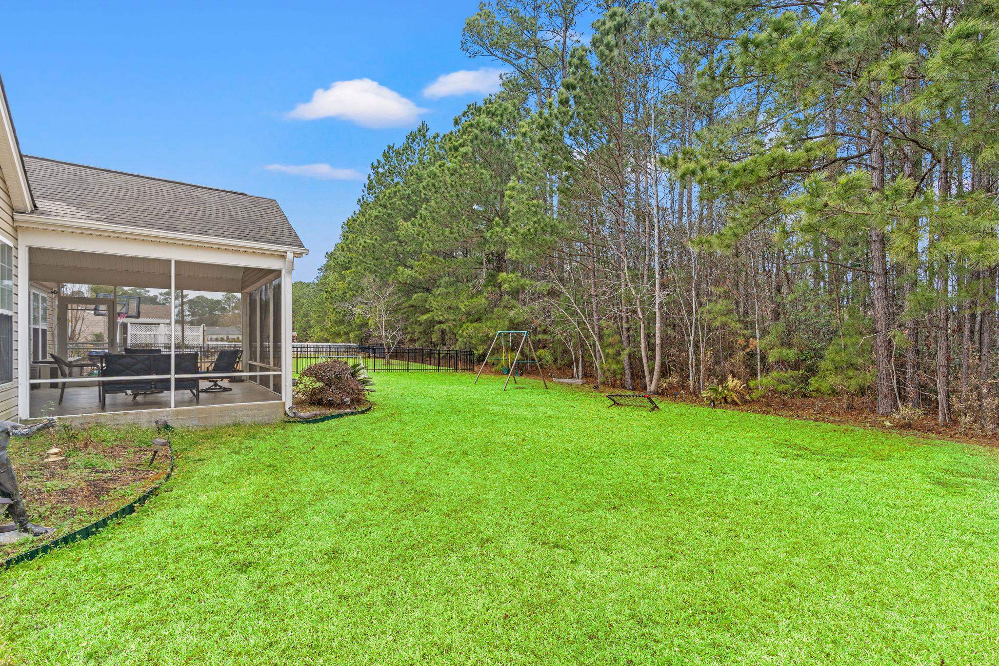 2450 Windmill Way