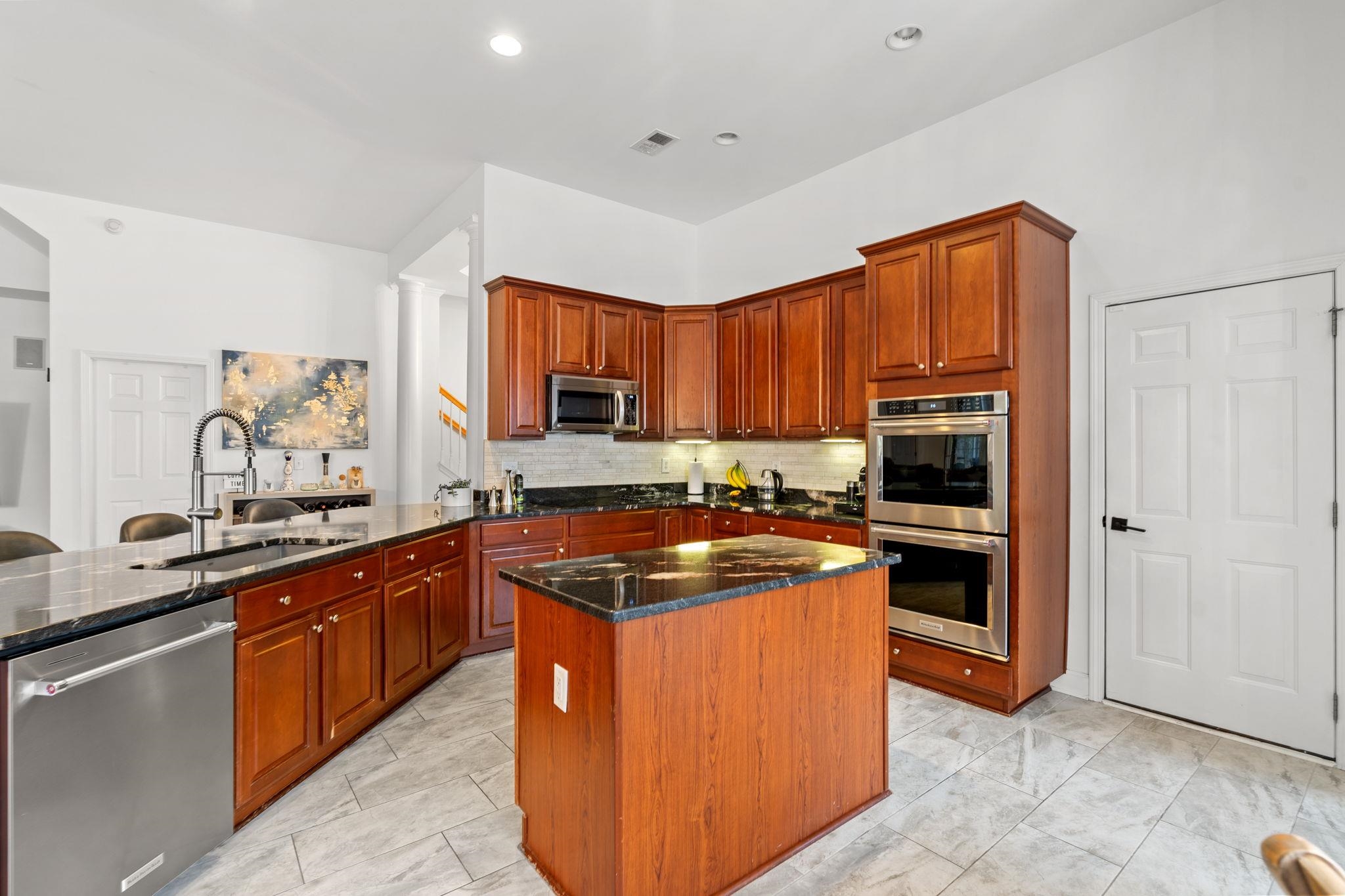 2450 Windmill Way