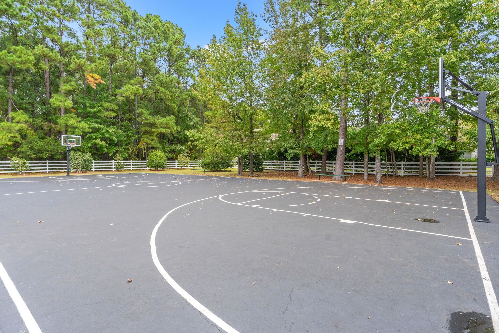 2450 Windmill Way