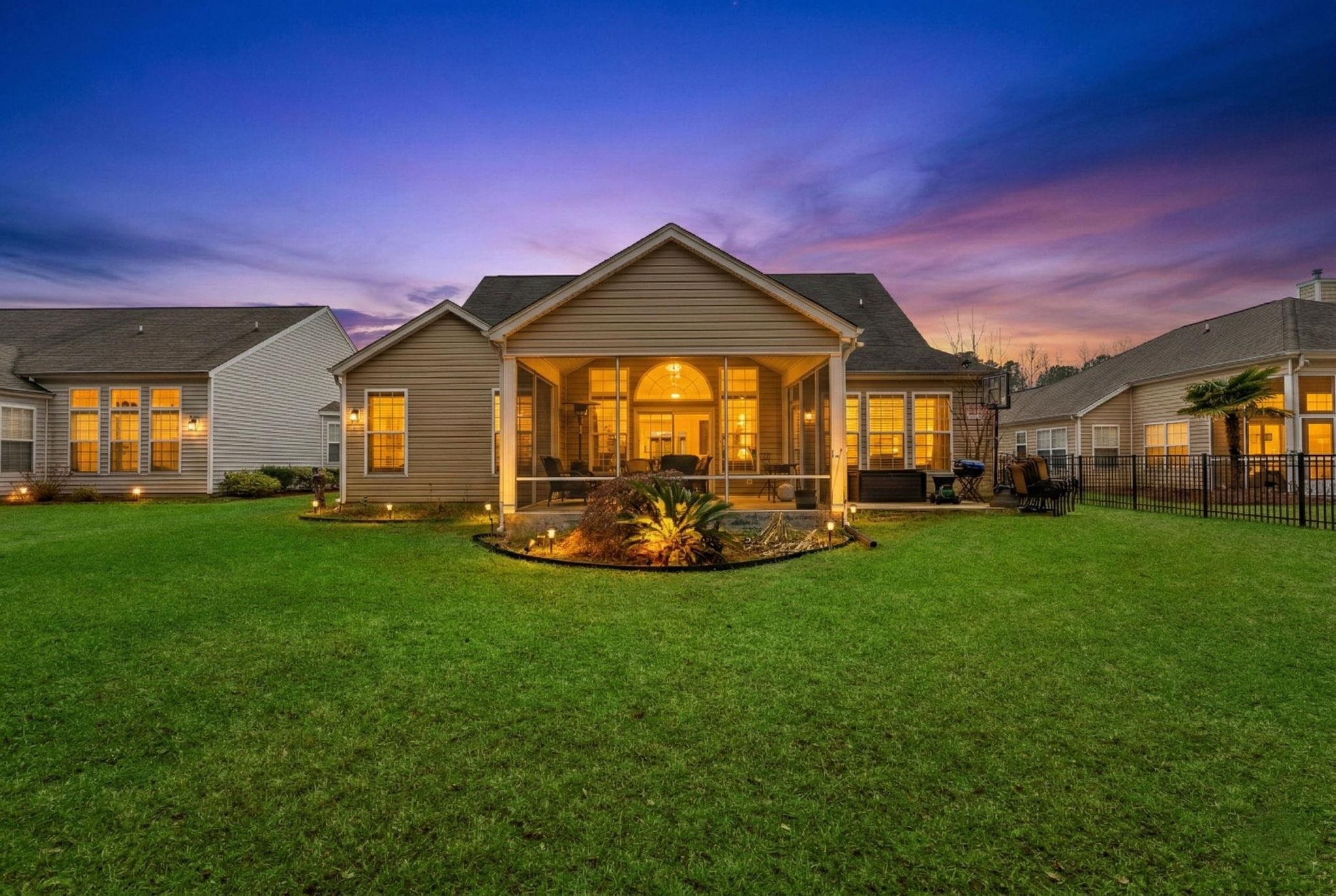 2450 Windmill Way