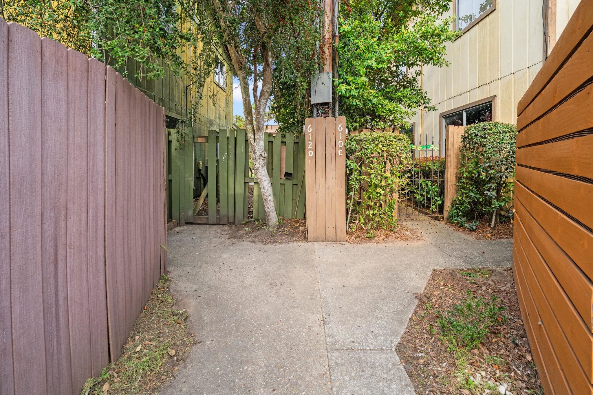 612 35th Ave. N Unit: D