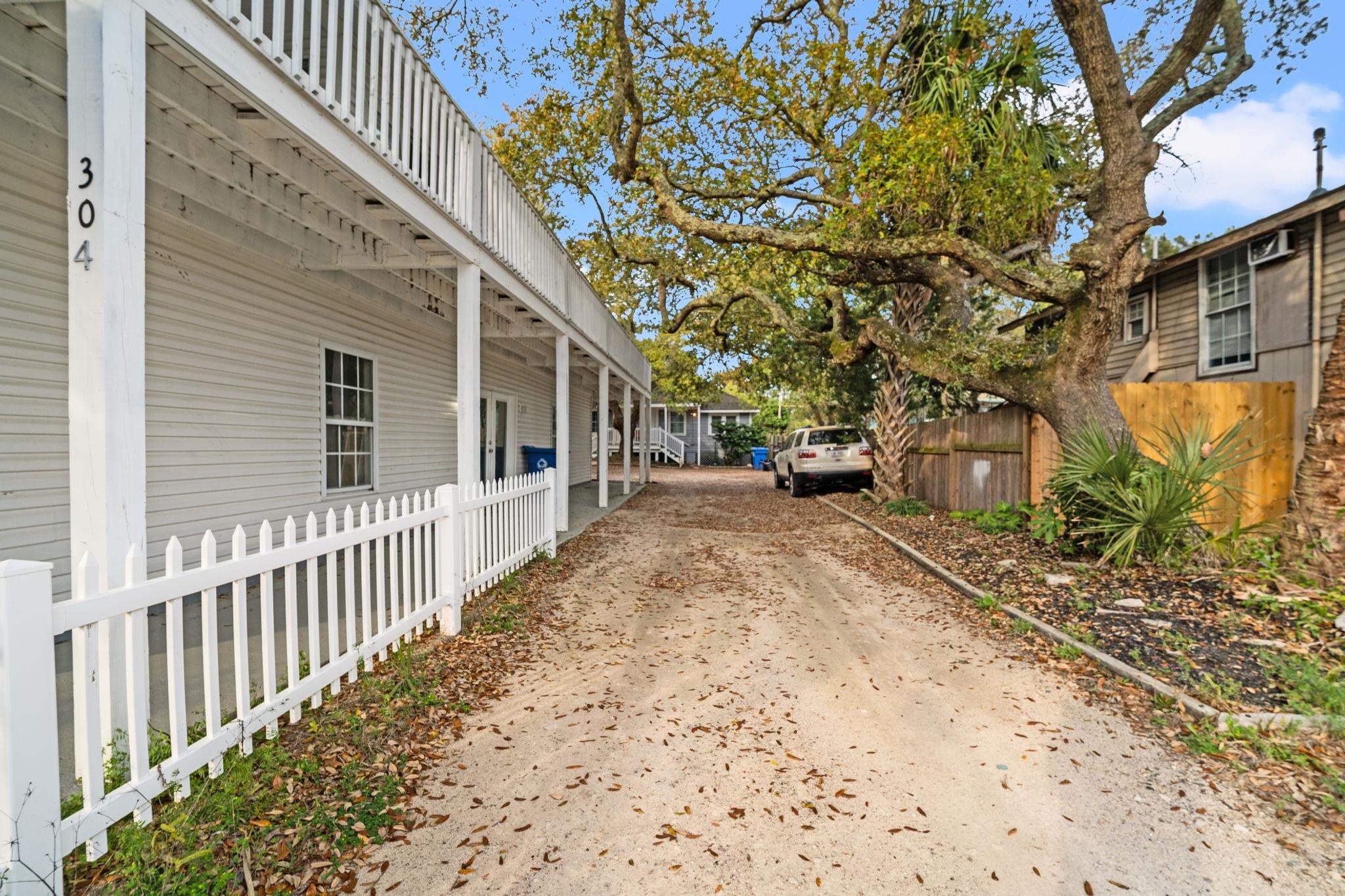 304 1st Ave. N