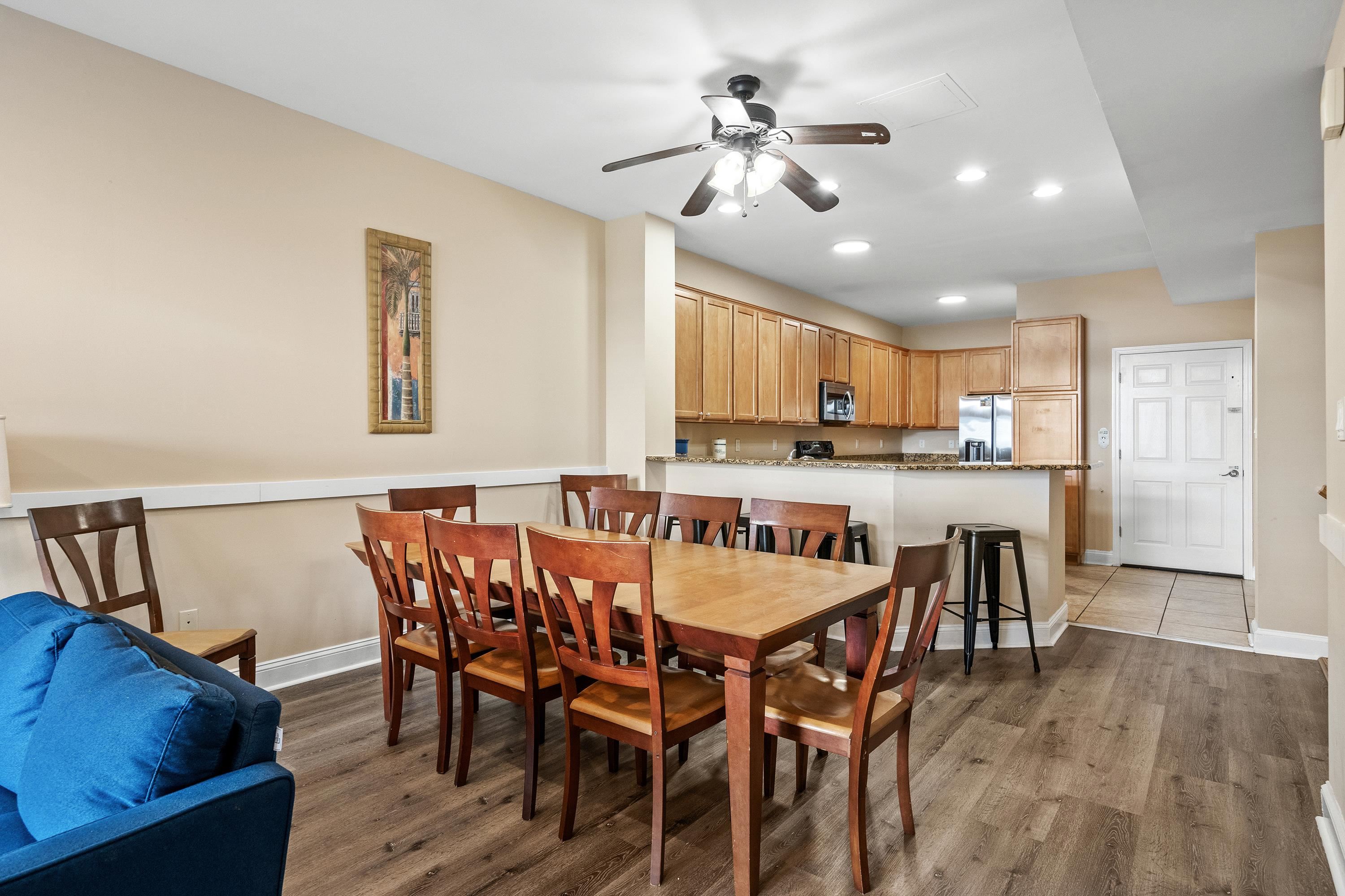213 76th Ave. N Unit: B