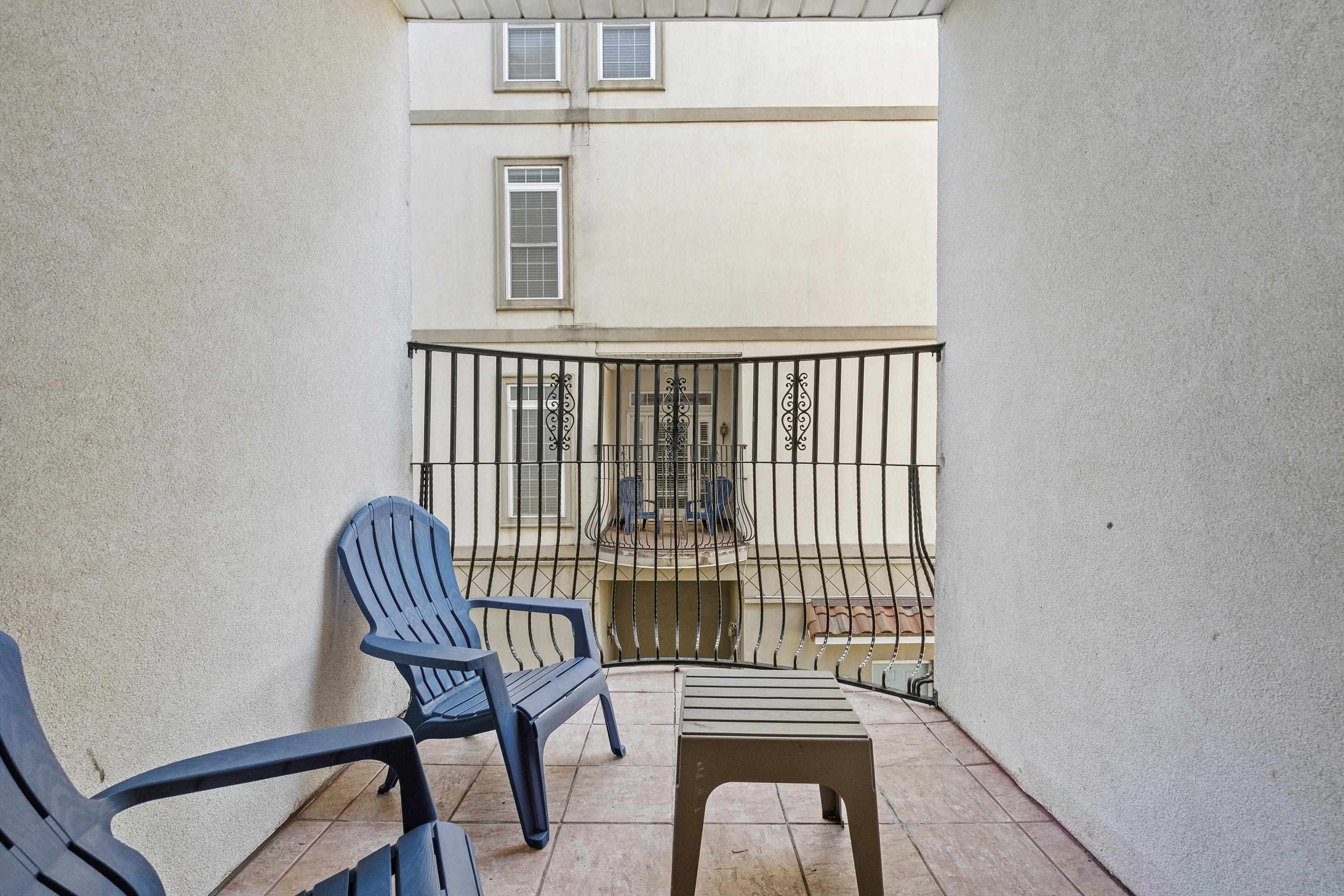 213 76th Ave. N Unit: B