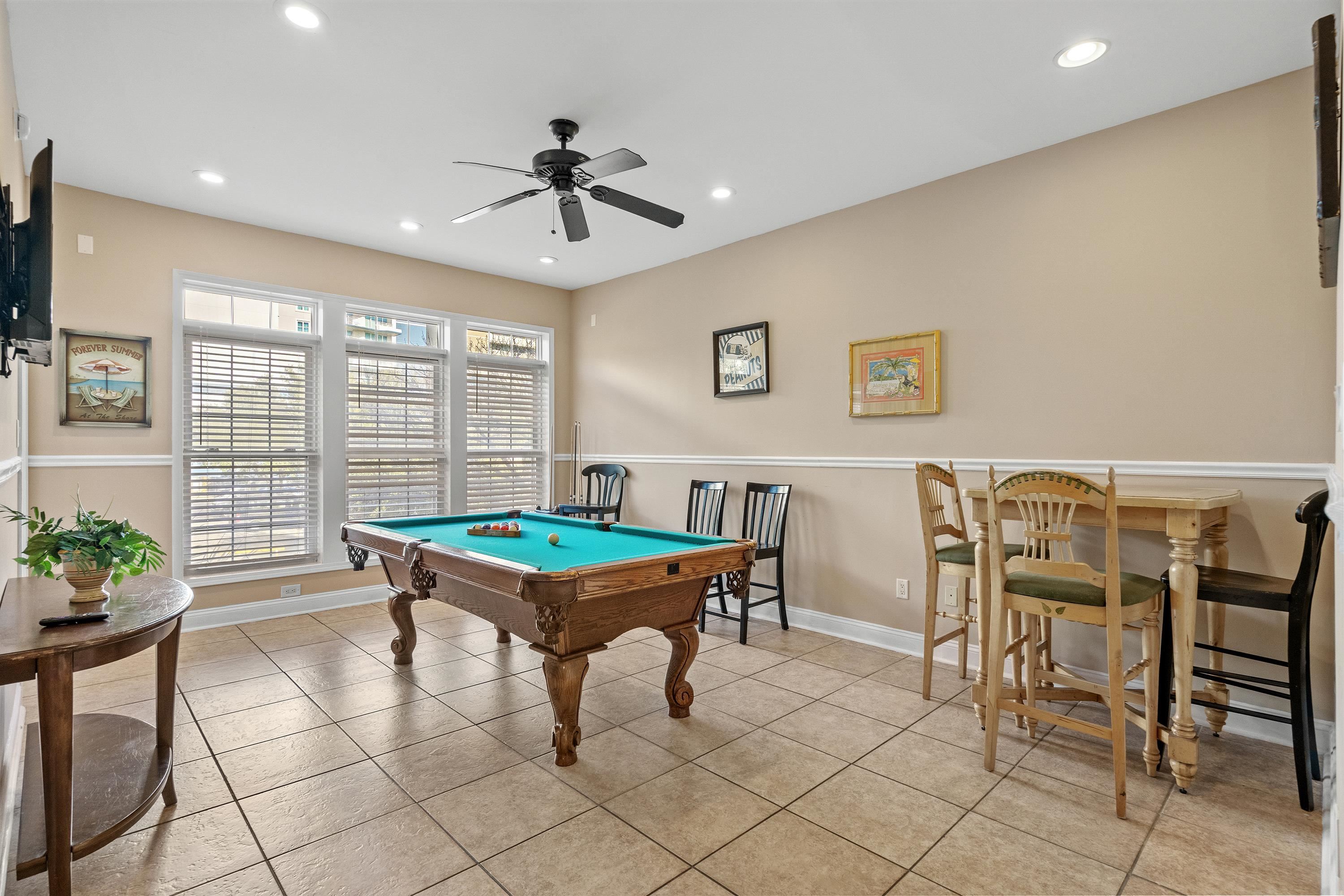 213 76th Ave. N Unit: B