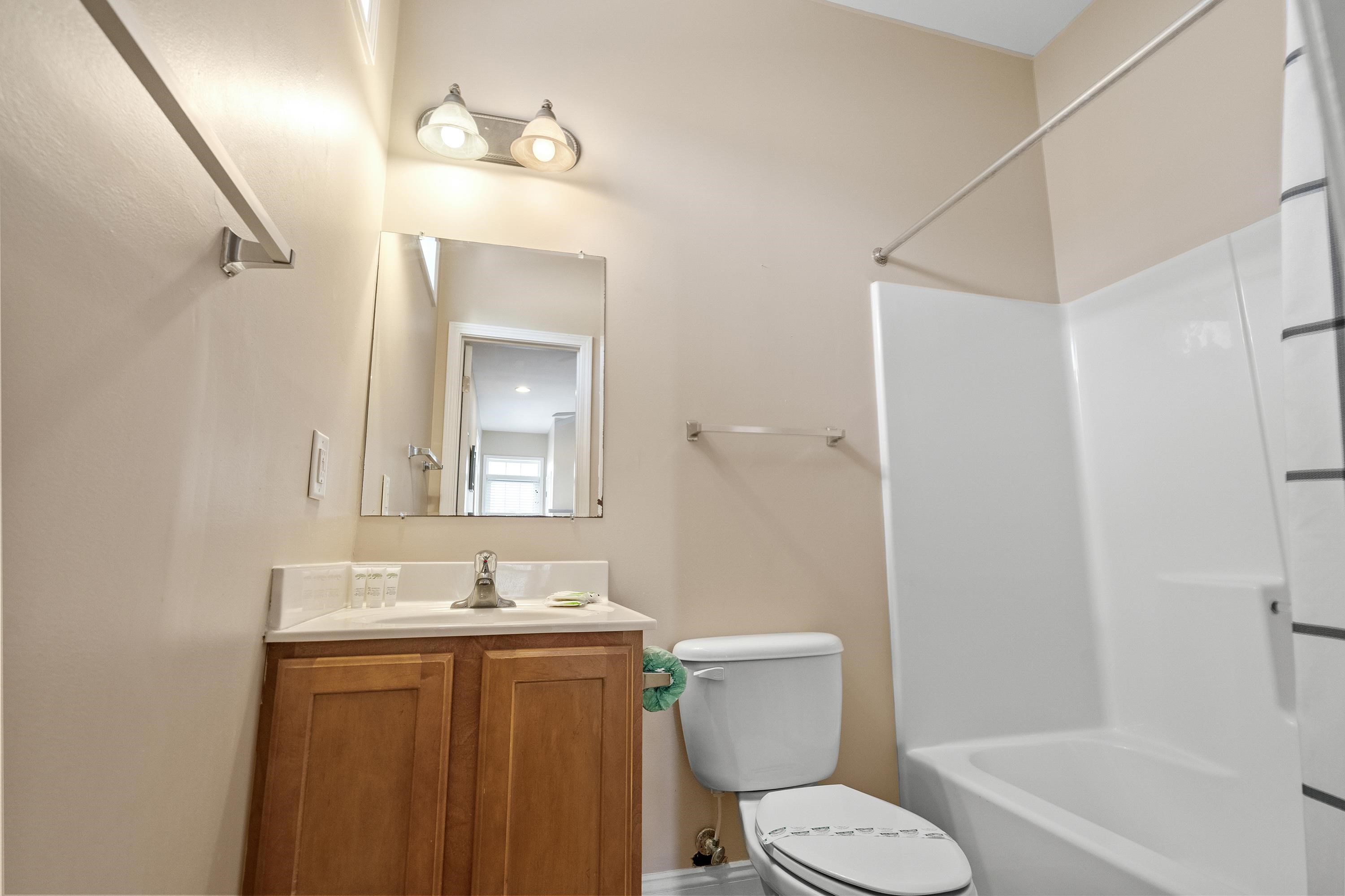 213 76th Ave. N Unit: B