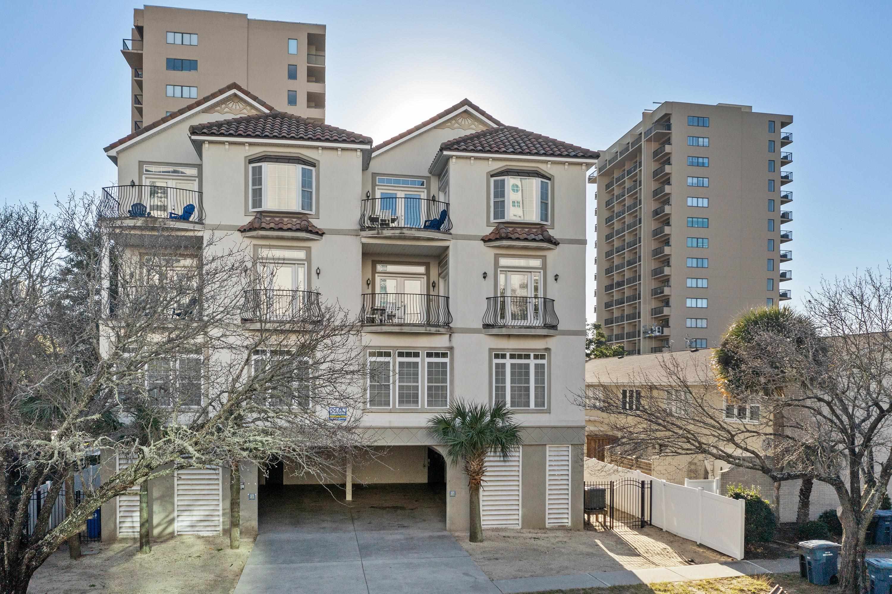 213 76th Ave. N Unit: B