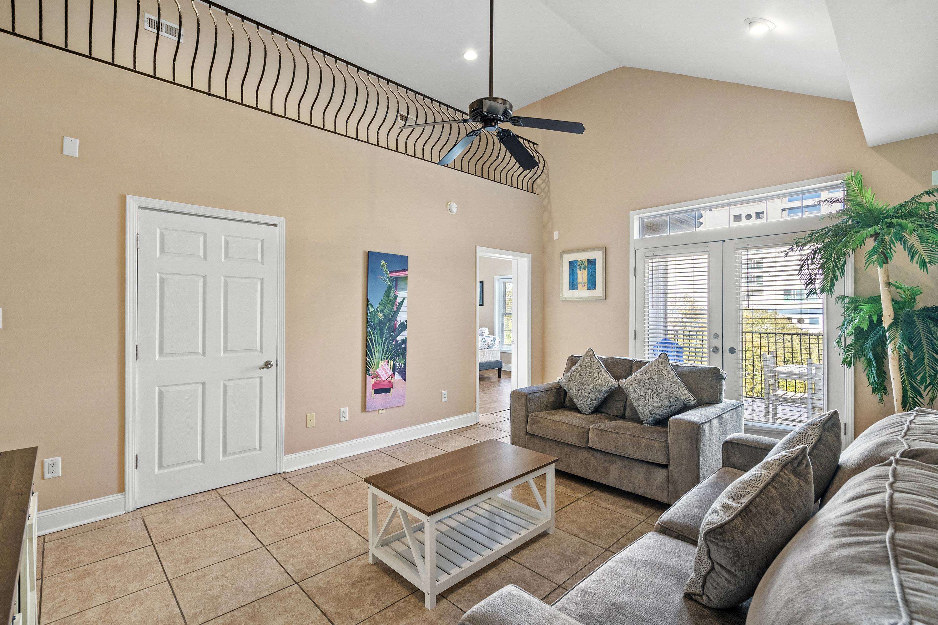213 76th Ave. N Unit: B