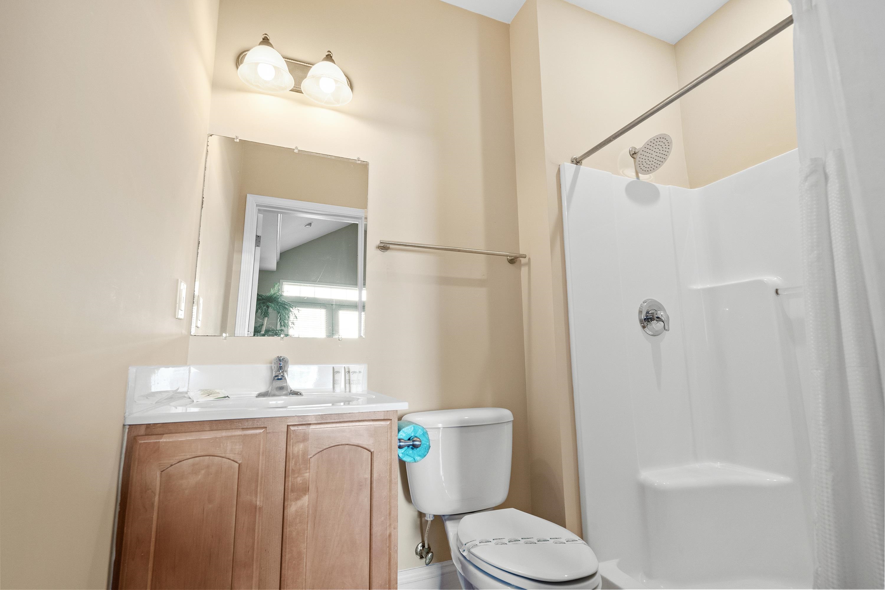 213 76th Ave. N Unit: B