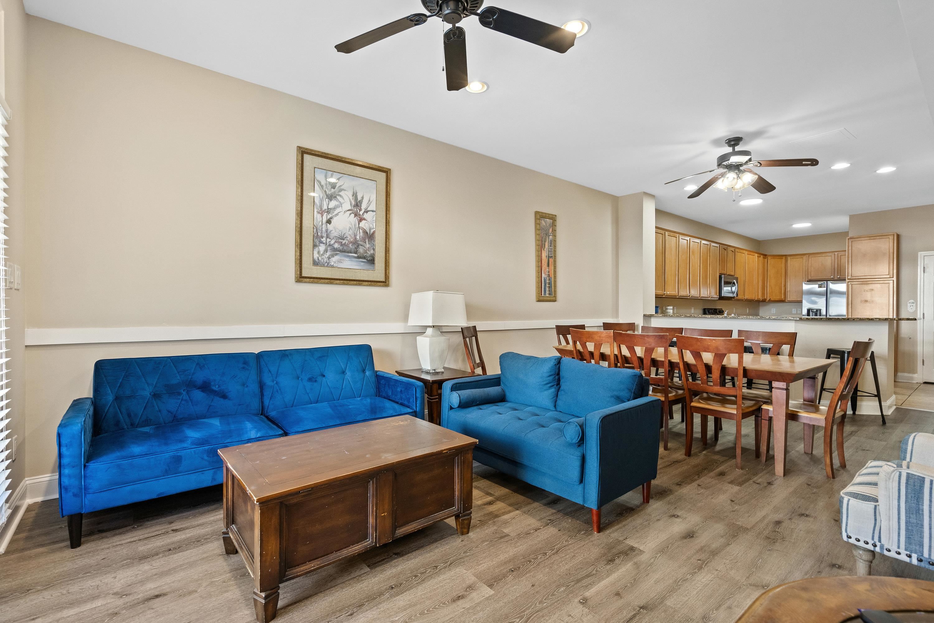213 76th Ave. N Unit: B