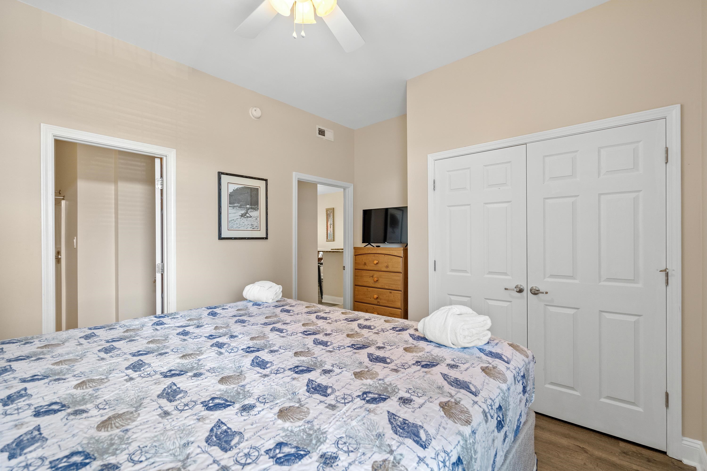 213 76th Ave. N Unit: B