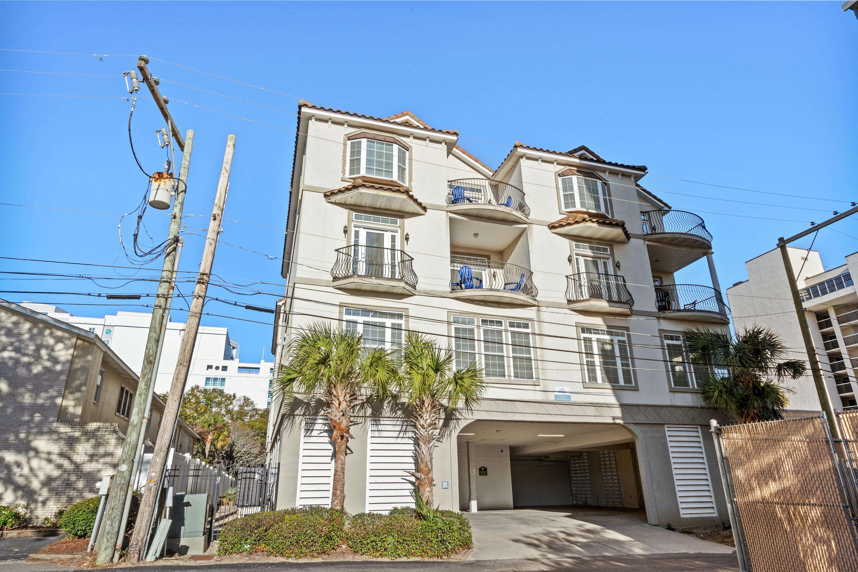 213 76th Ave. N Unit: C