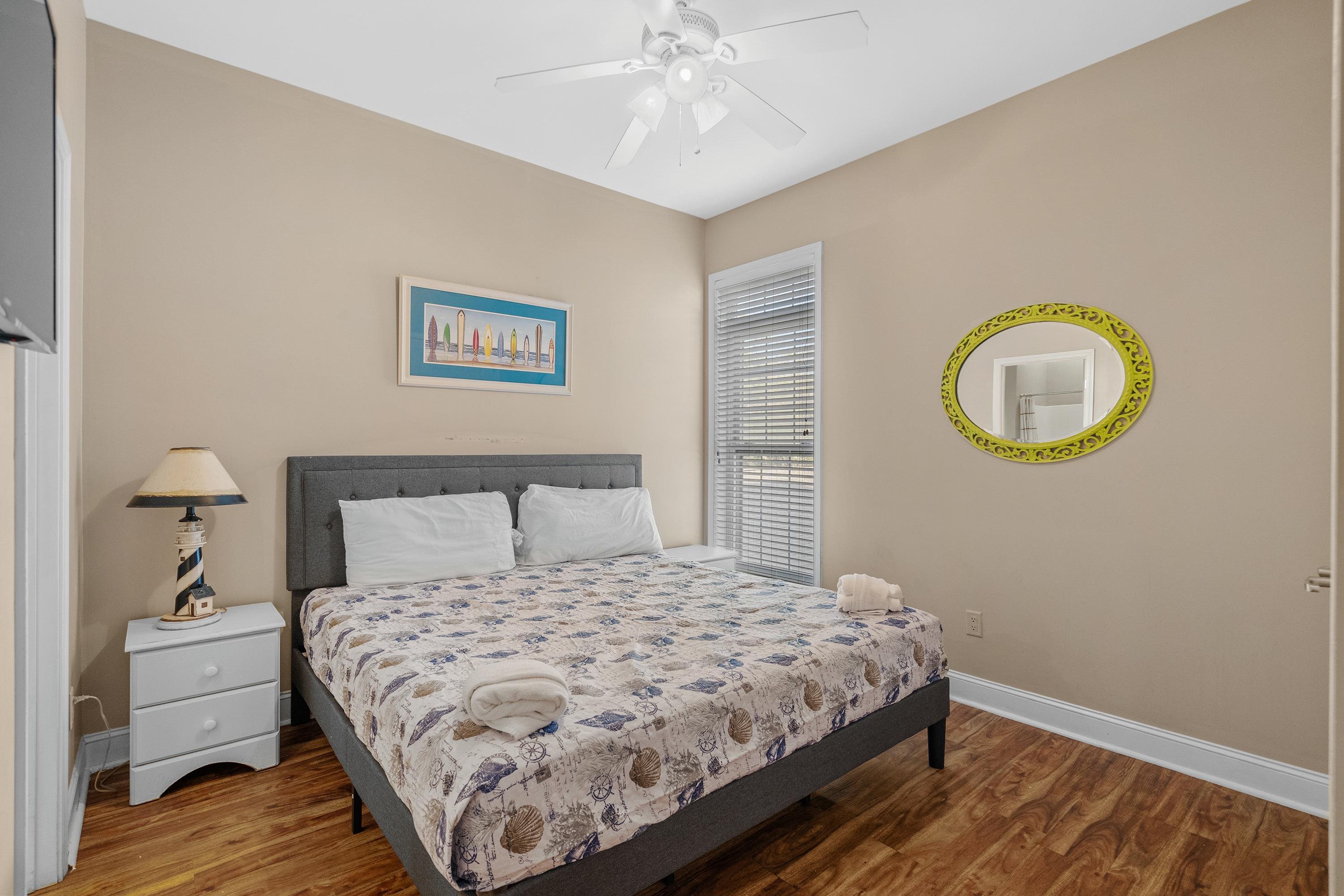 213 76th Ave. N Unit: C