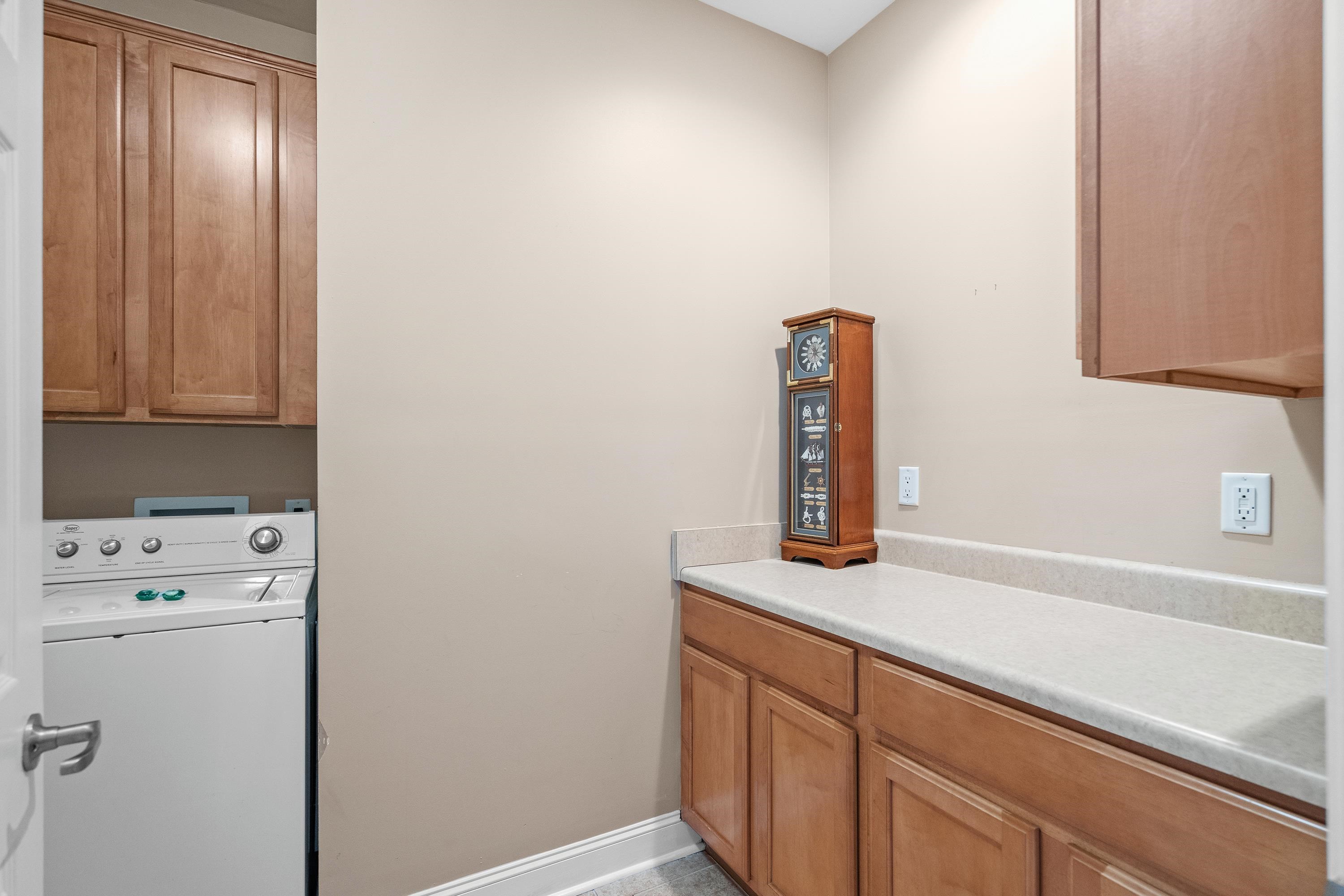 213 76th Ave. N Unit: C