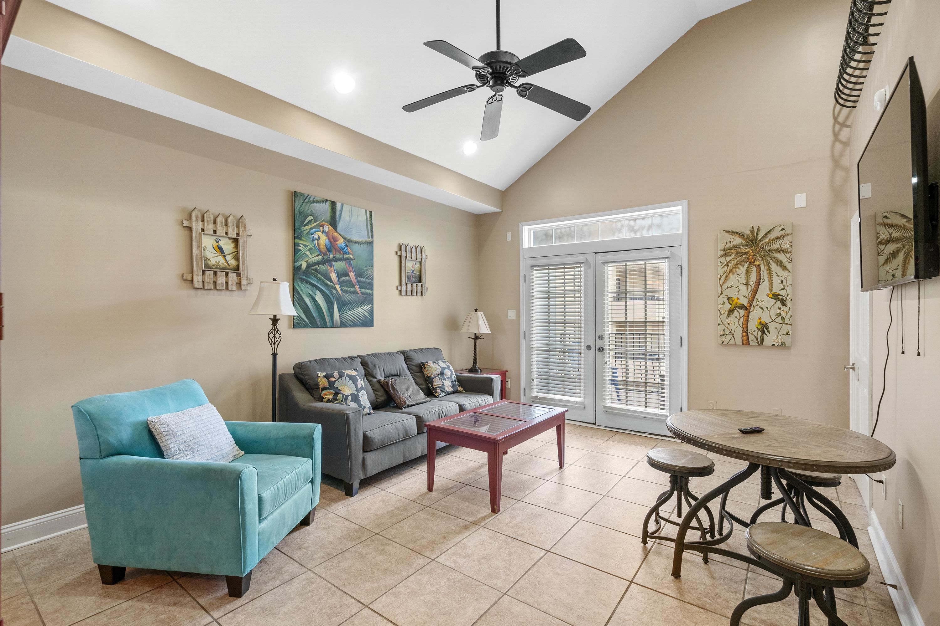 213 76th Ave. N Unit: C