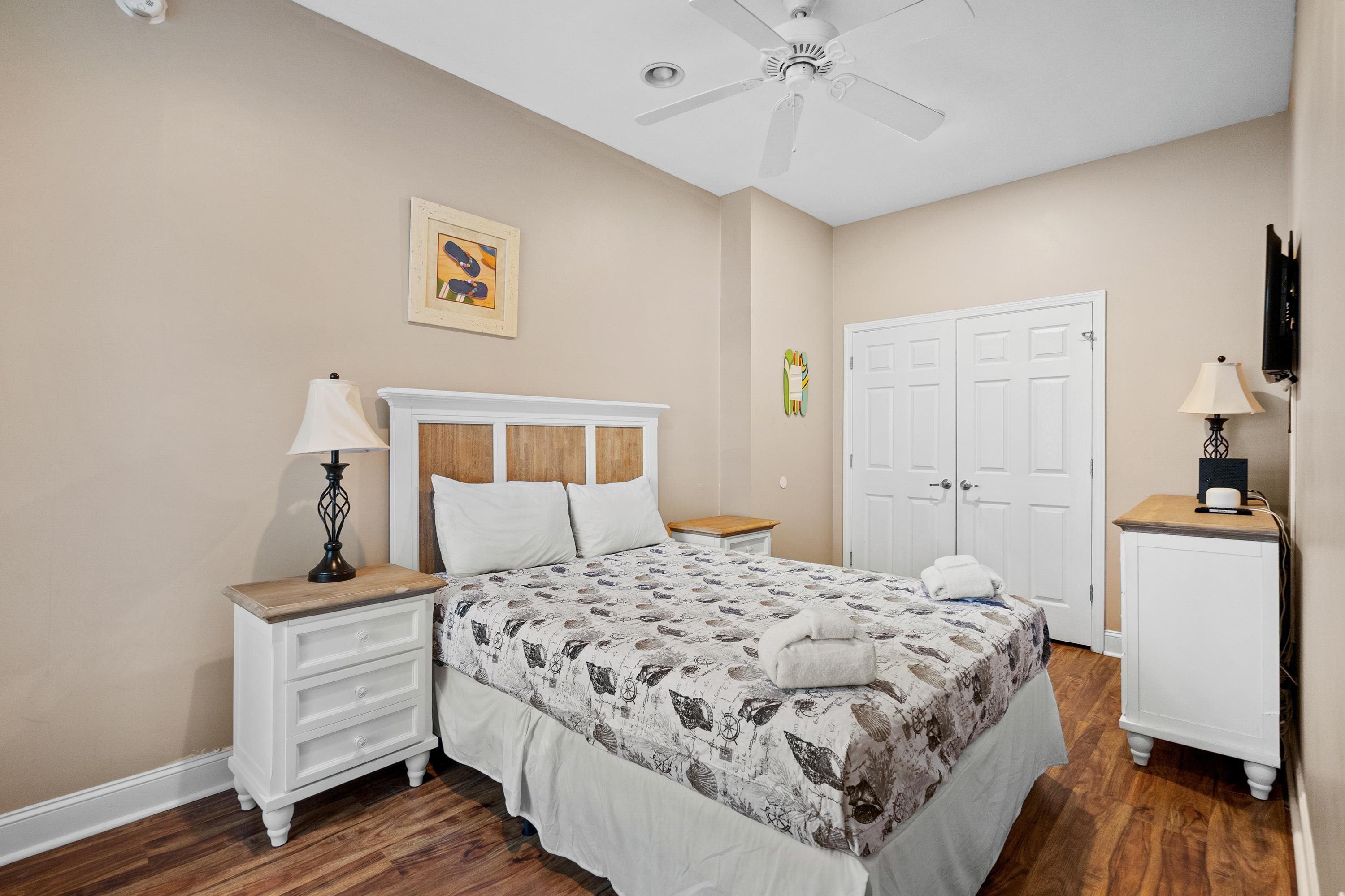 213 76th Ave. N Unit: C