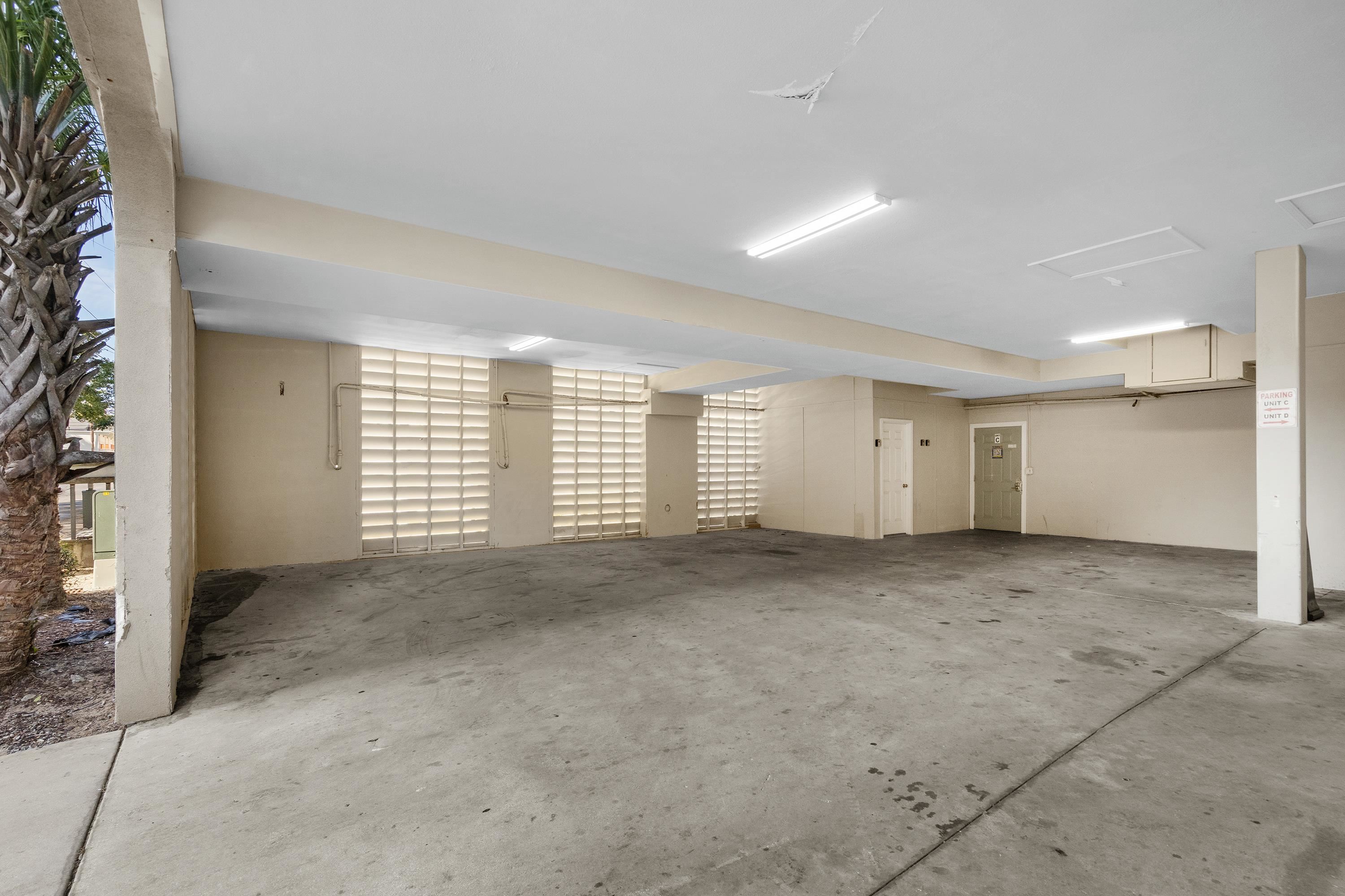 213 76th Ave. N Unit: C