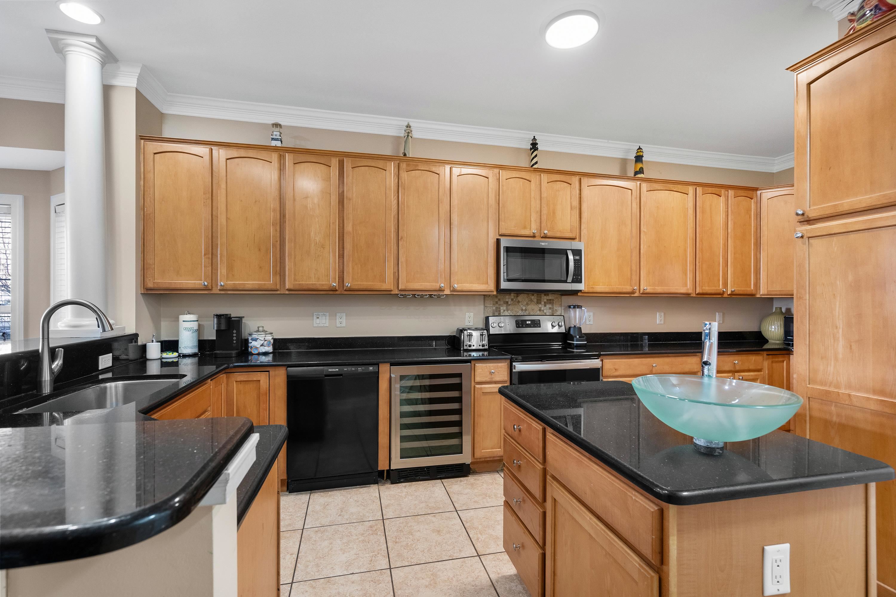 213 76th Ave. N Unit: A