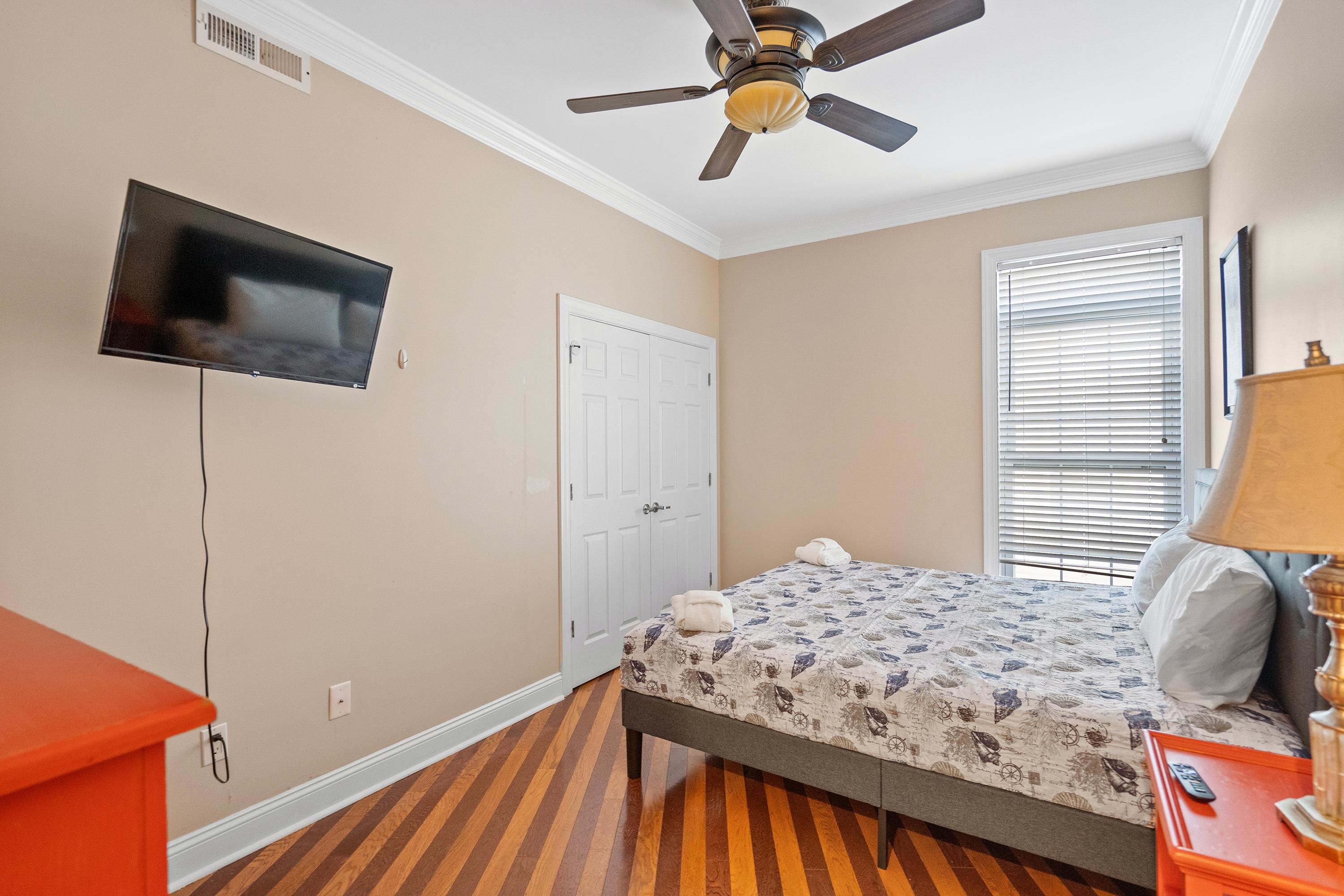 213 76th Ave. N Unit: A