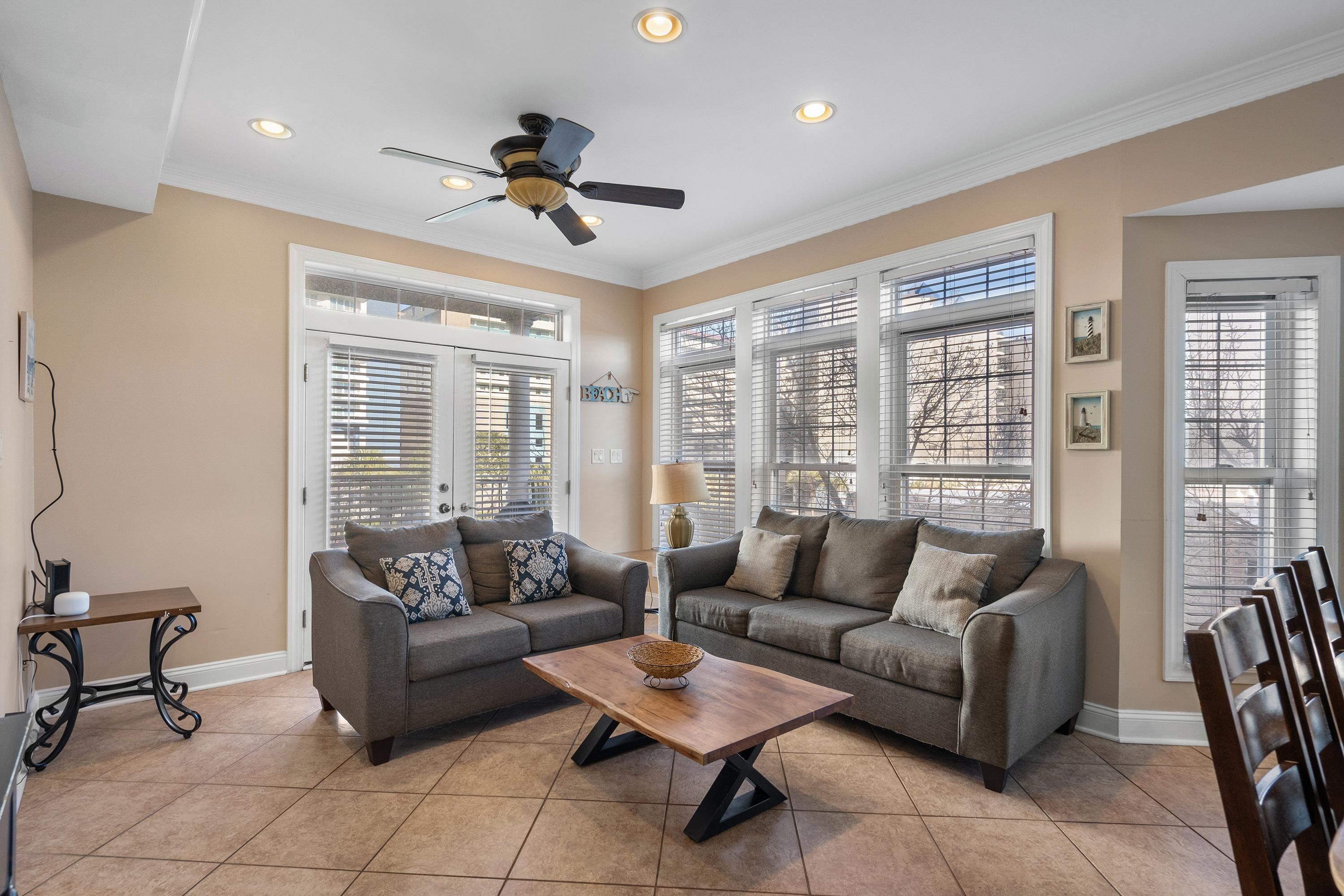 213 76th Ave. N Unit: A