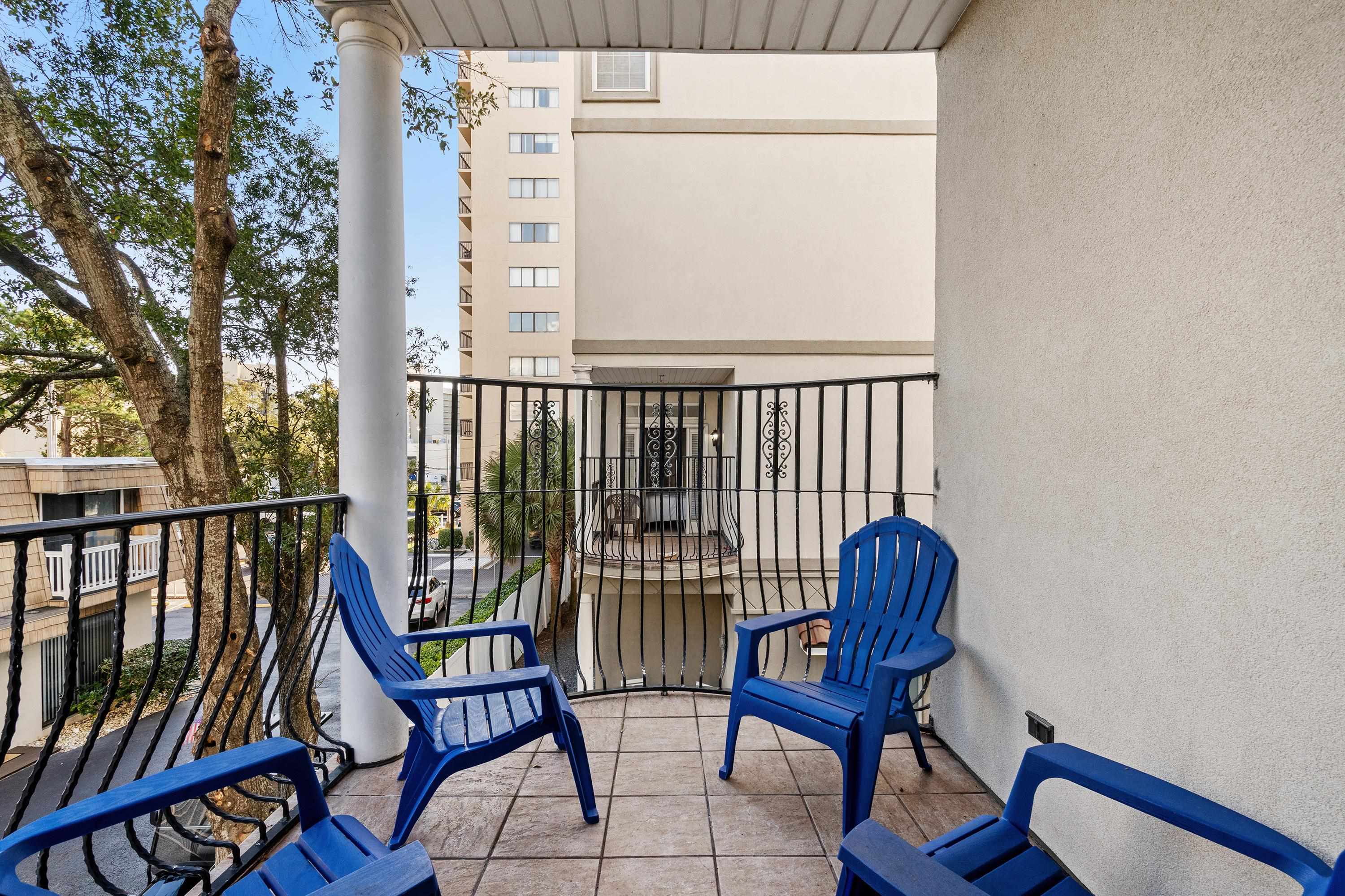 213 76th Ave. N Unit: A