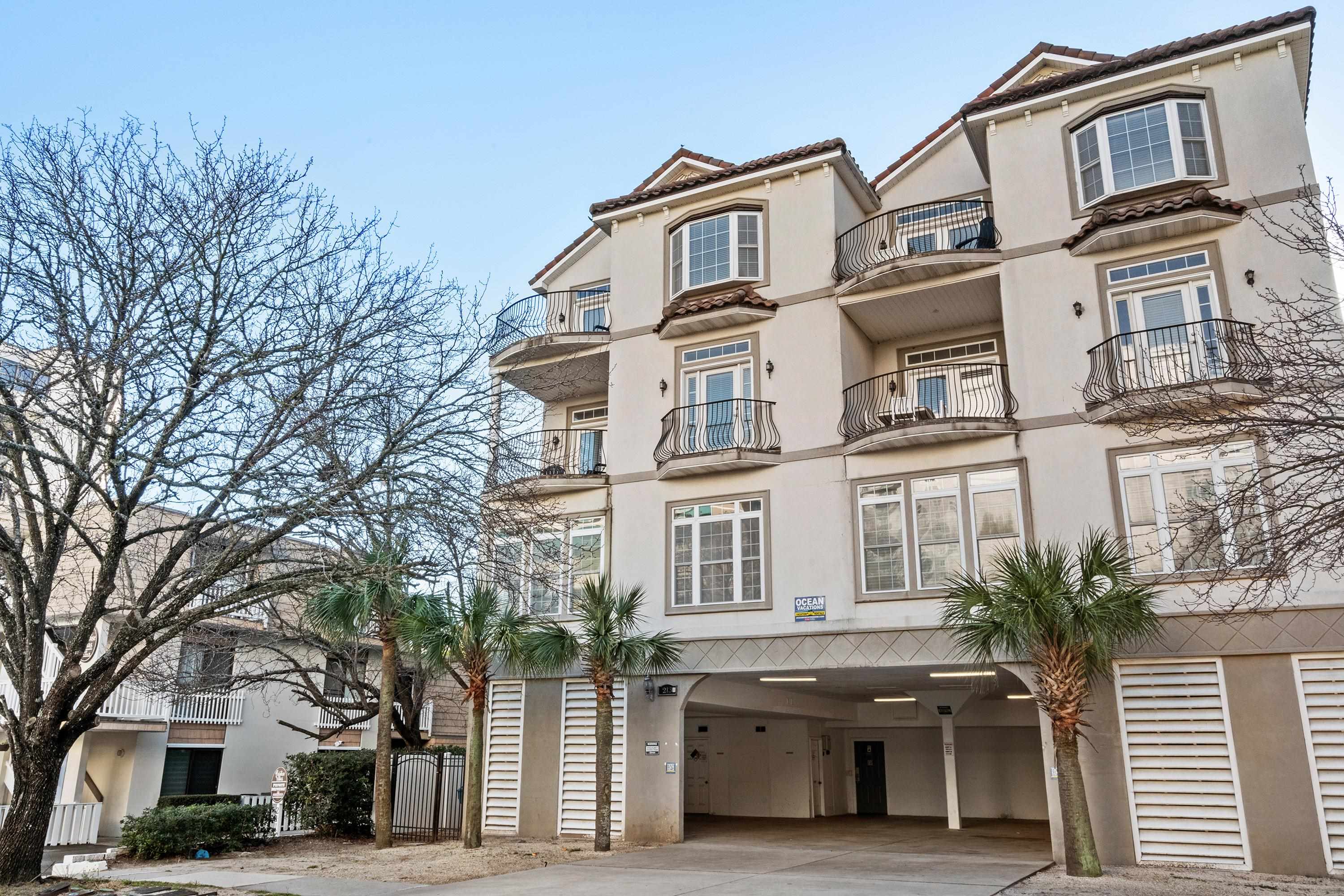 213 76th Ave. N Unit: A