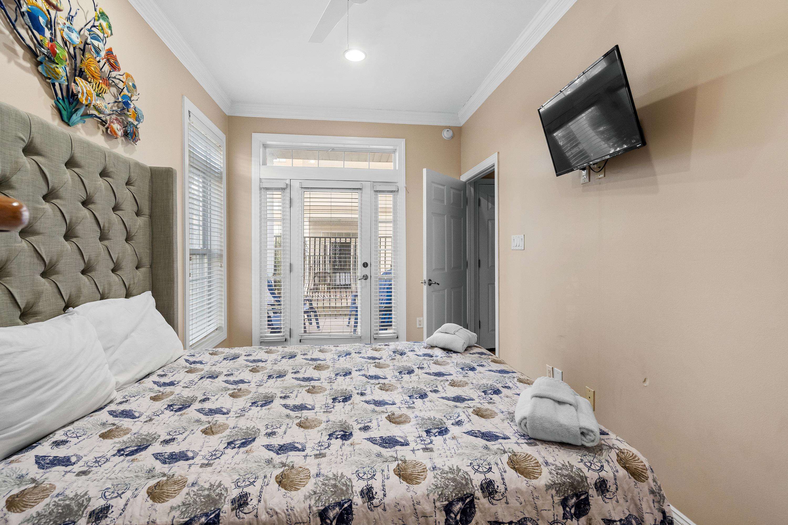 213 76th Ave. N Unit: A