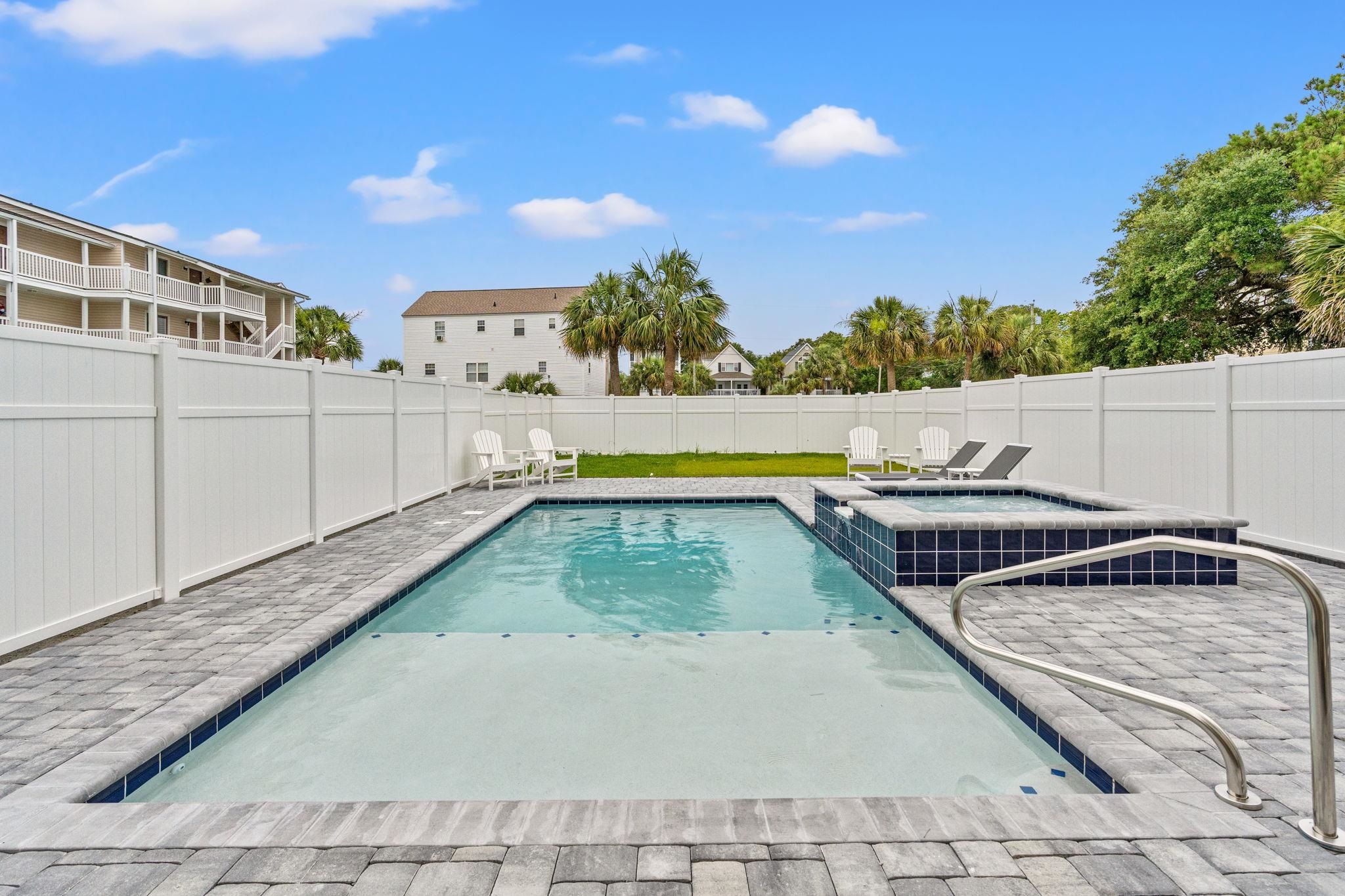 1211 N Waccamaw Dr.
