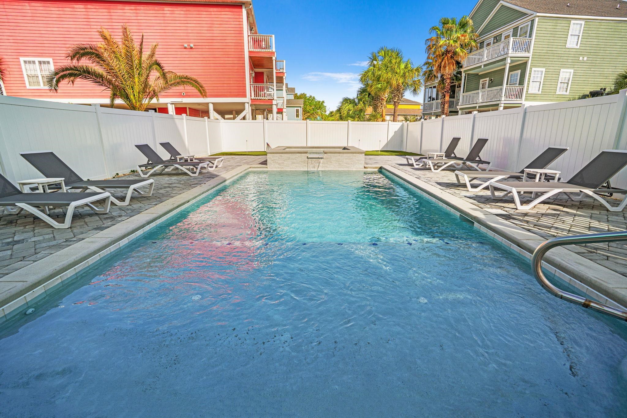 1211 N Waccamaw Dr.
