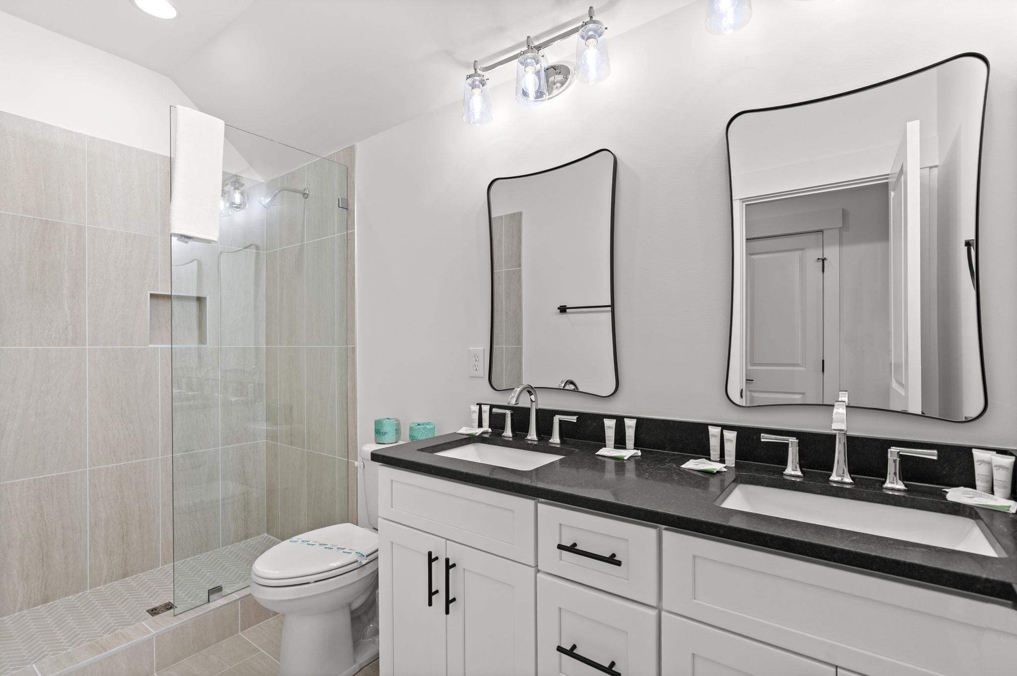 1211 N Waccamaw Dr.