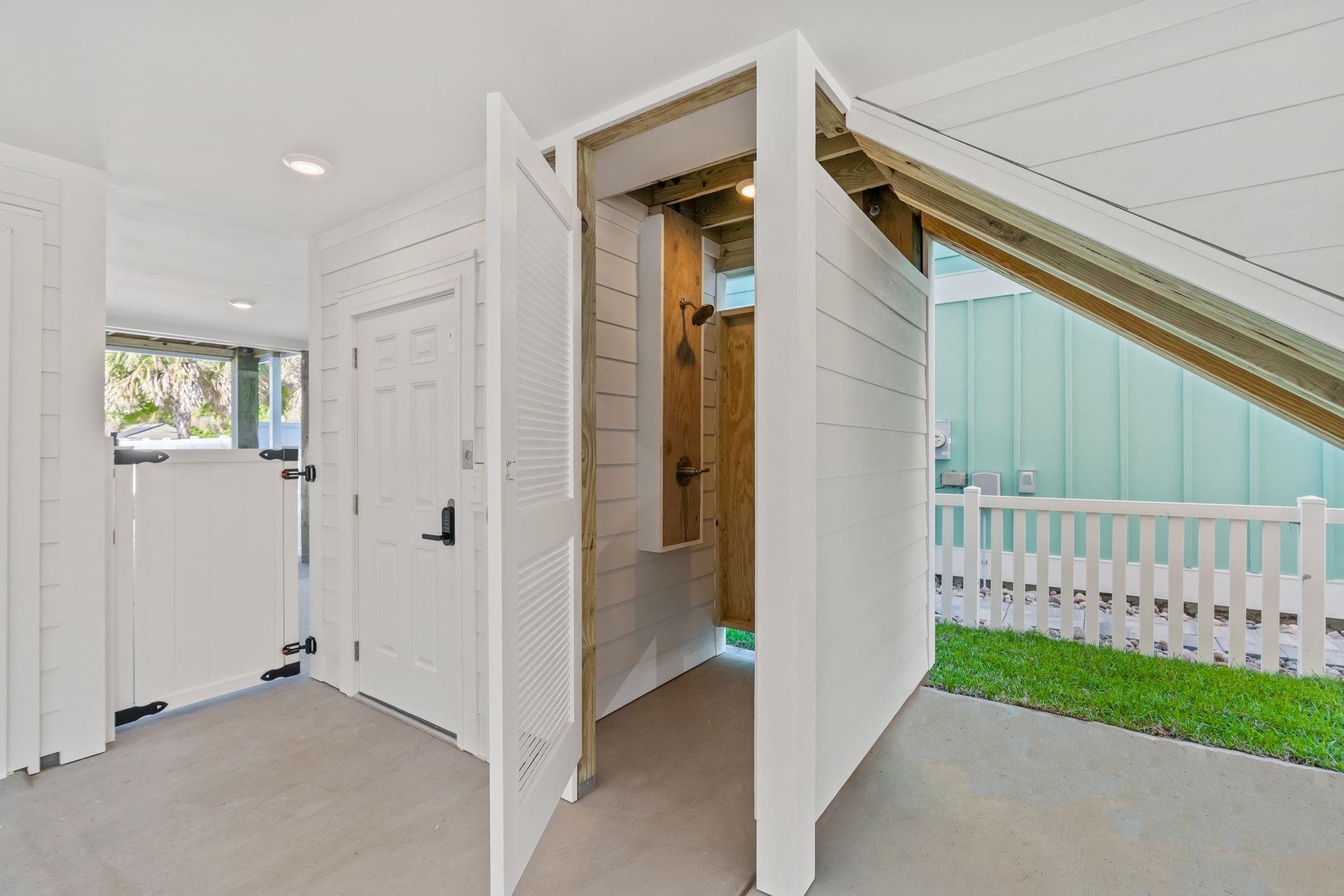 113 12th Ave. S