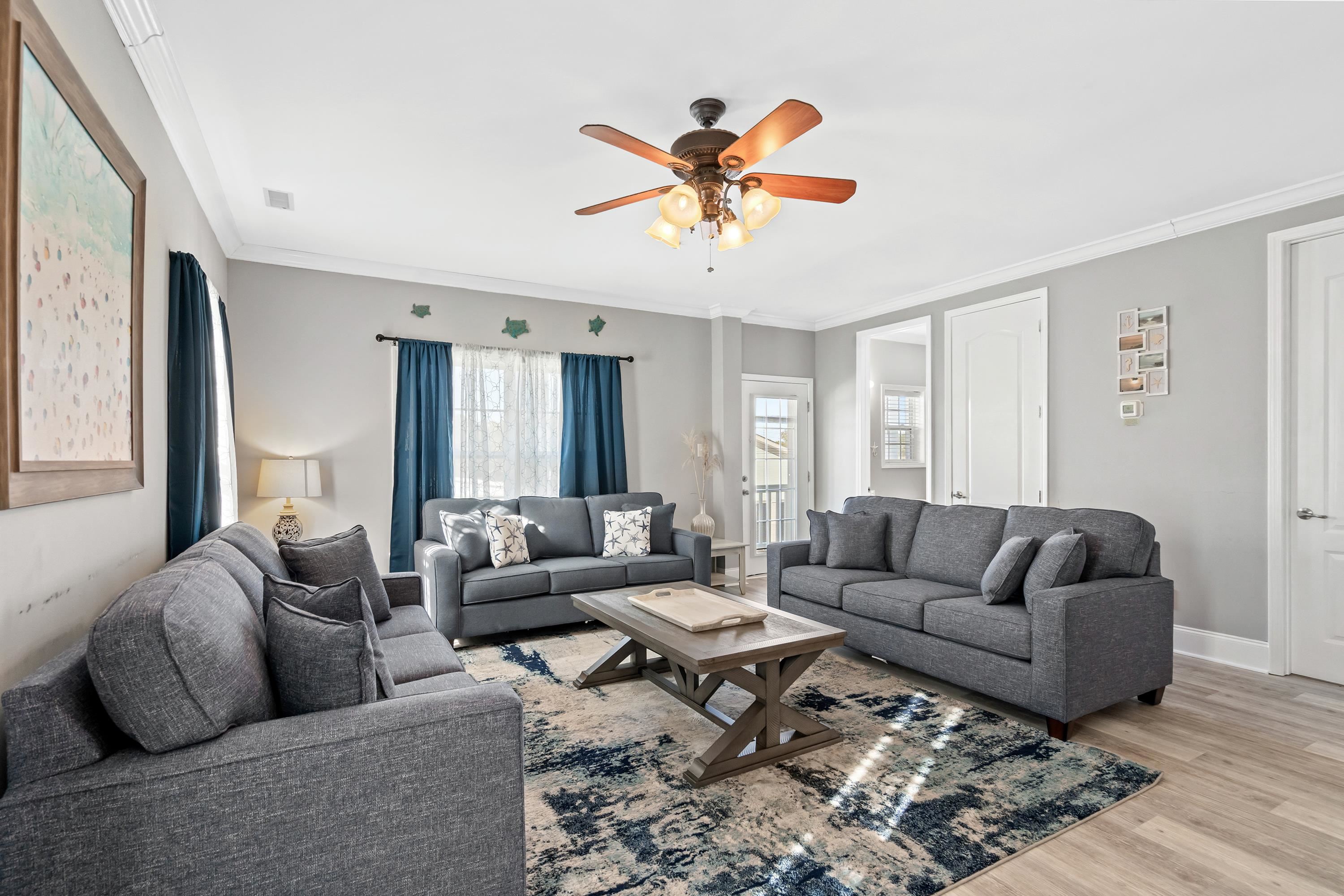 304 South Hillside Dr. Unit: B