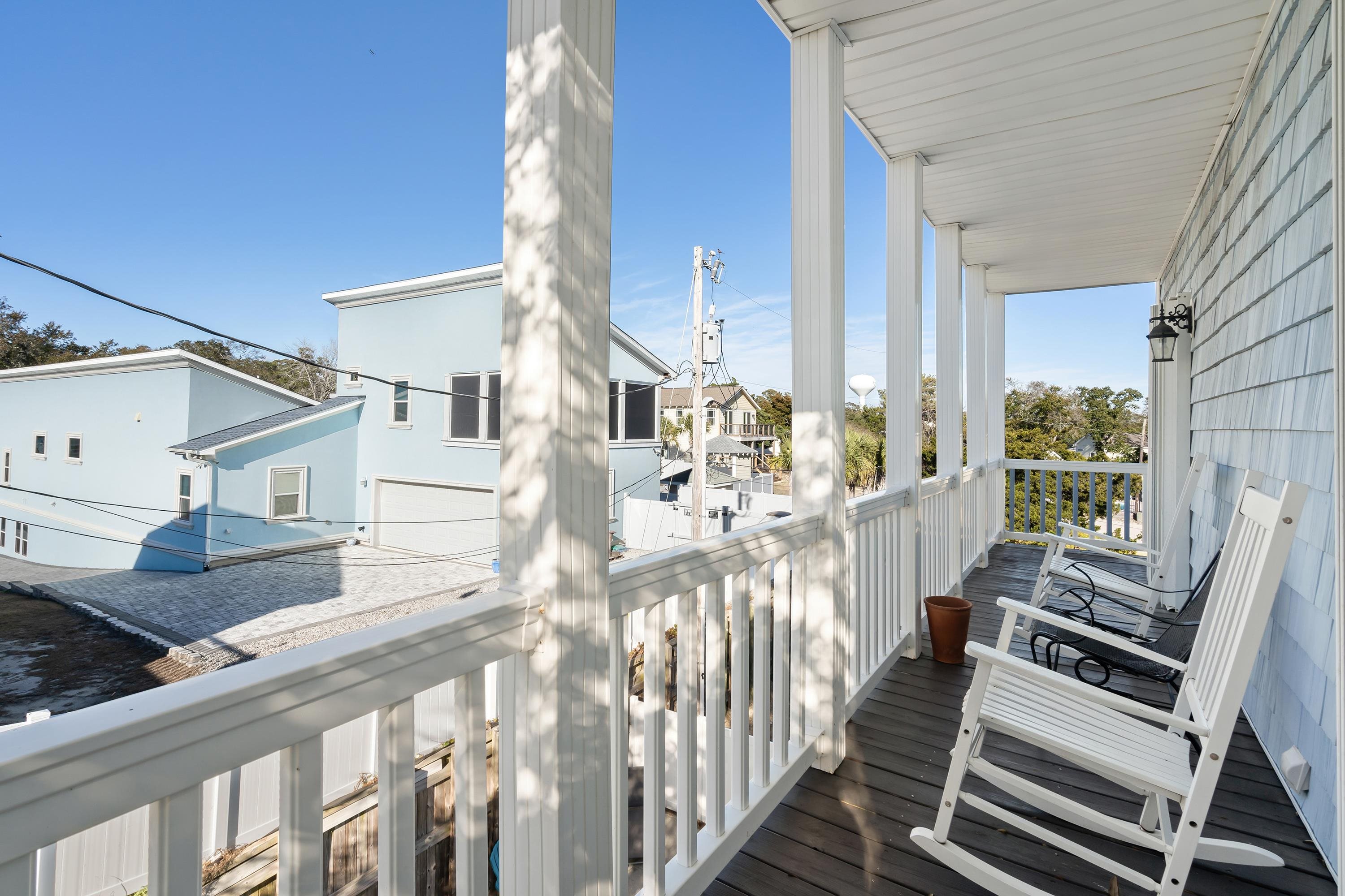 304 South Hillside Dr. Unit: B
