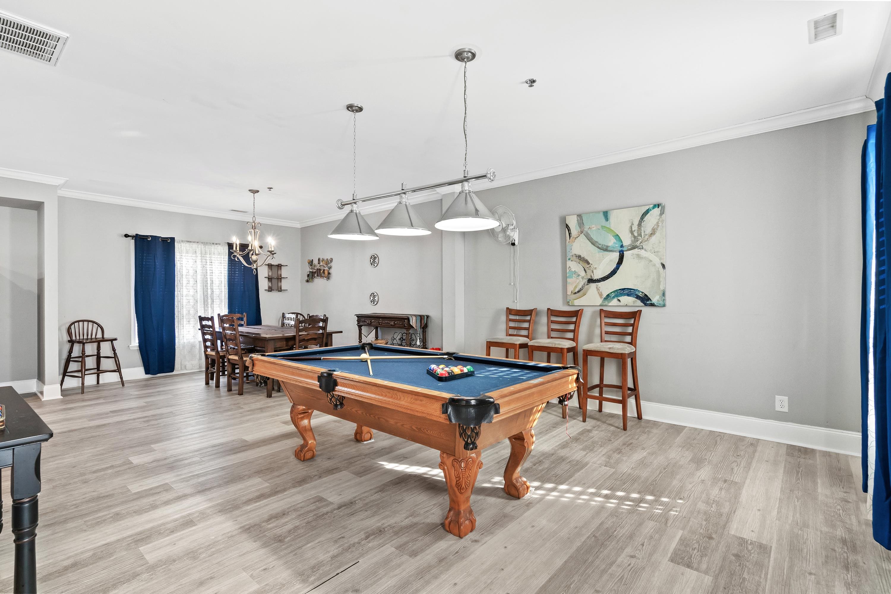 304 South Hillside Dr. Unit: B