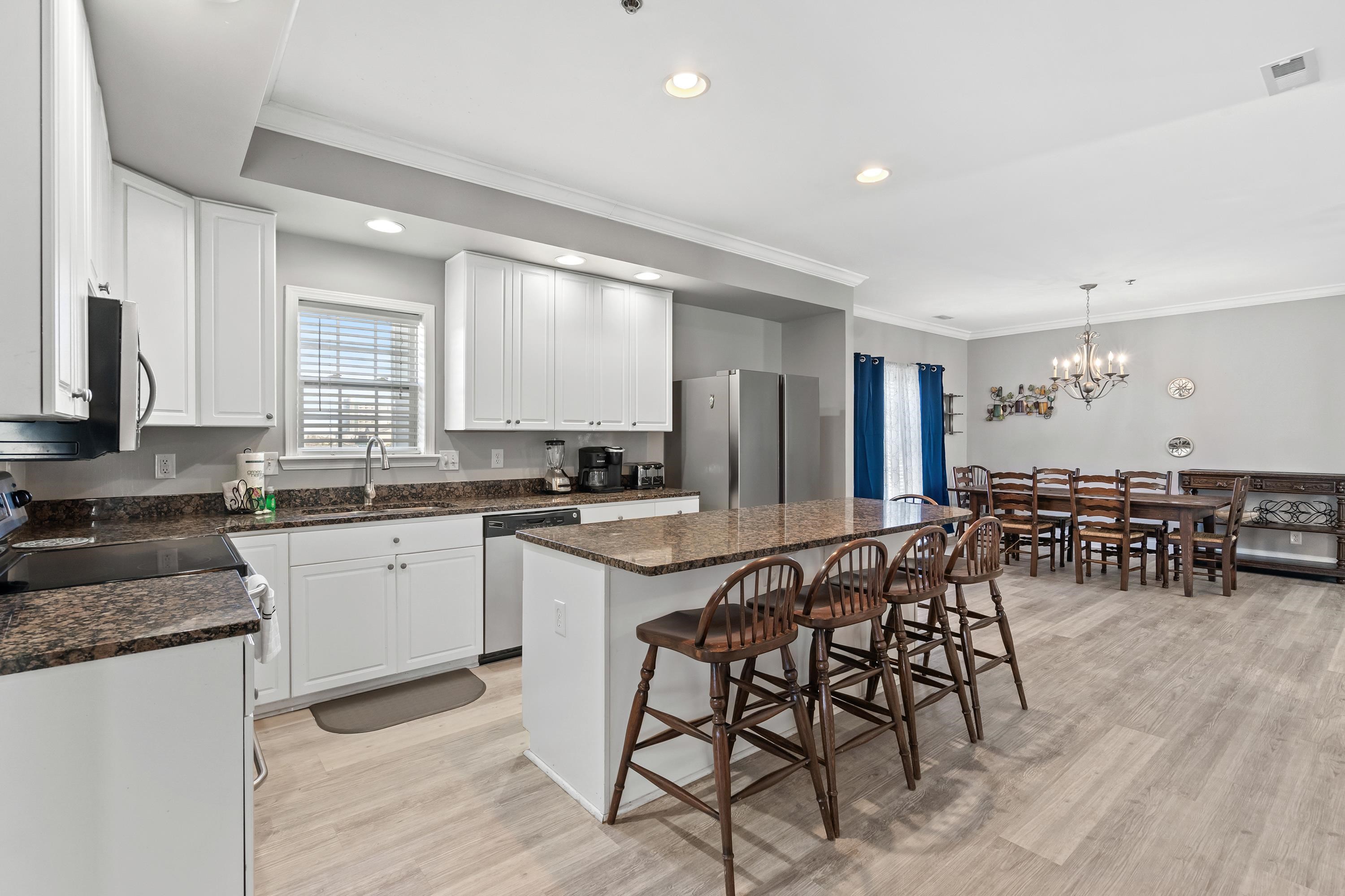 304 South Hillside Dr. Unit: B
