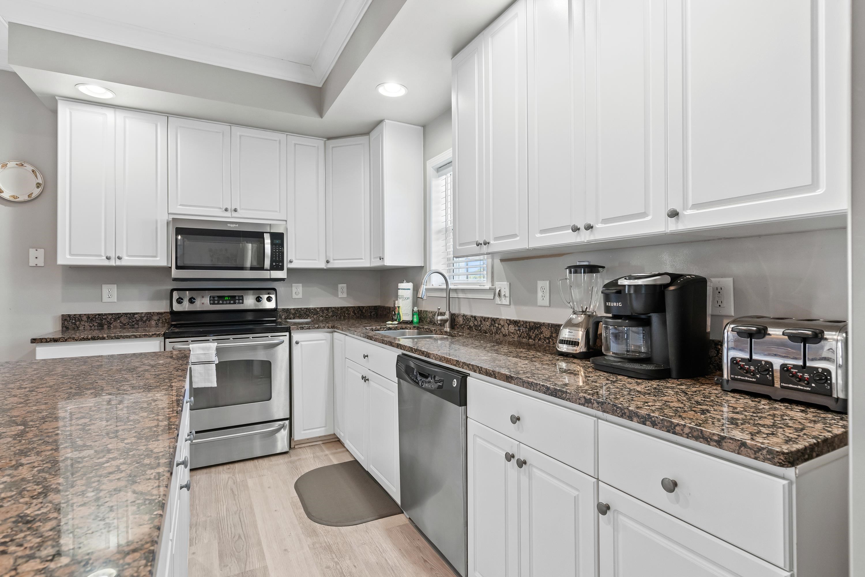 304 South Hillside Dr. Unit: B
