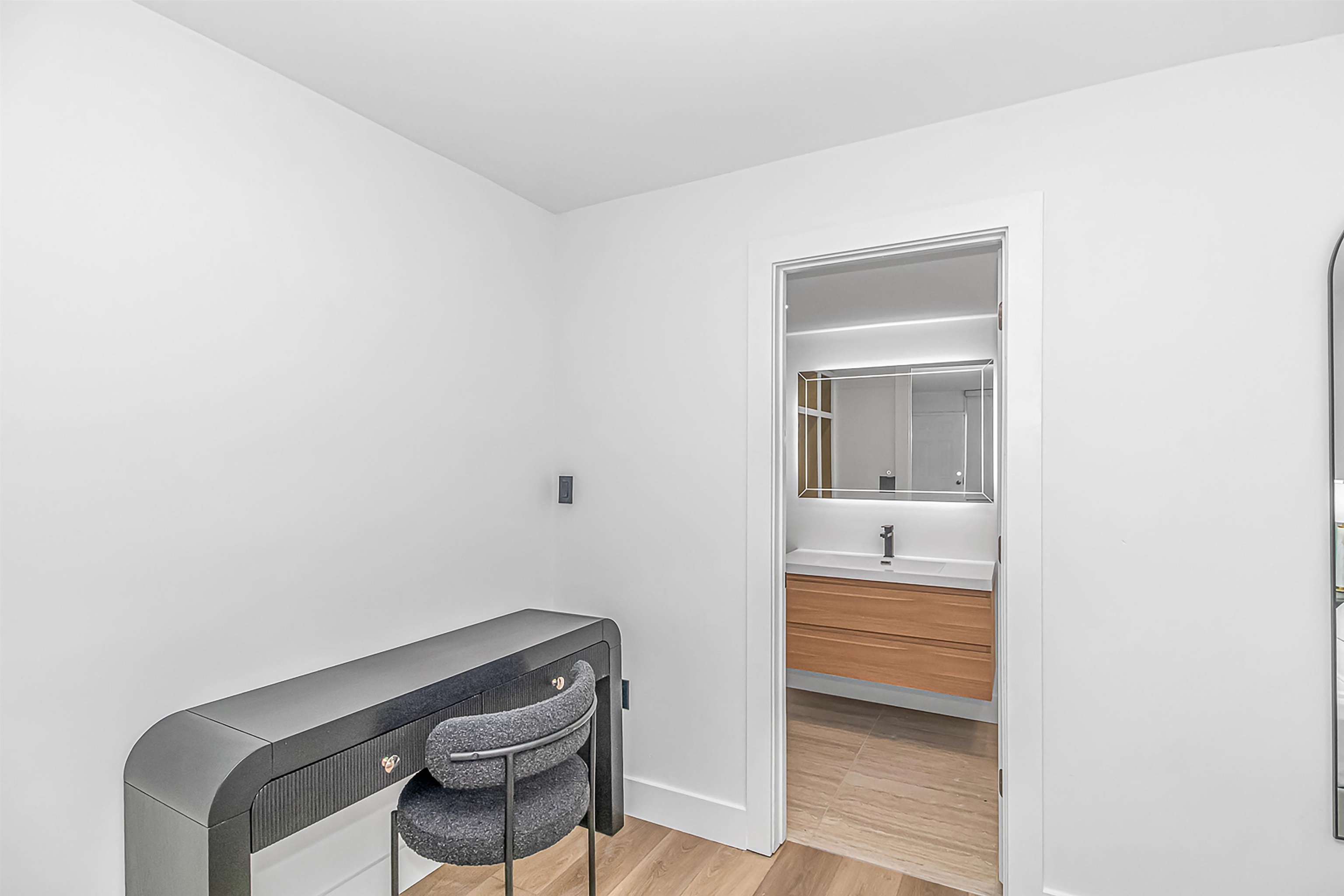 507 -509 Ocean Blvd. N Unit: 5th and Ocean