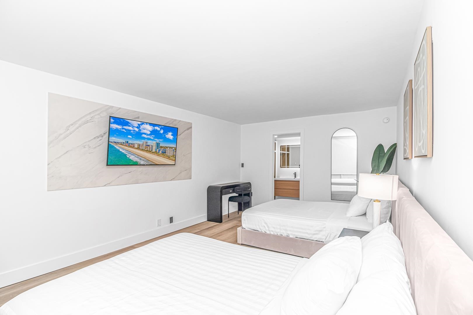 507 -509 Ocean Blvd. N Unit: 5th and Ocean