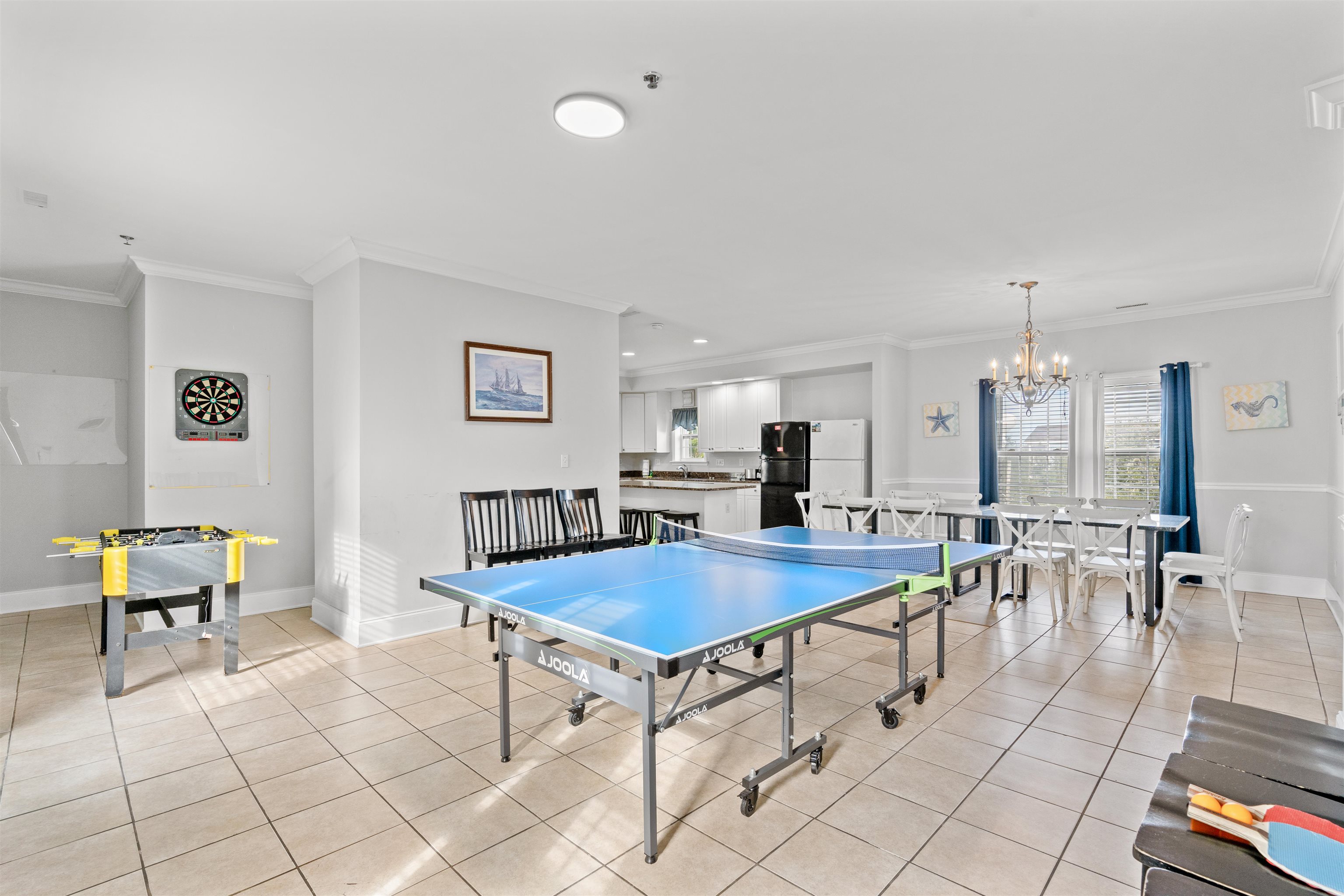 400 Hillside Dr. S