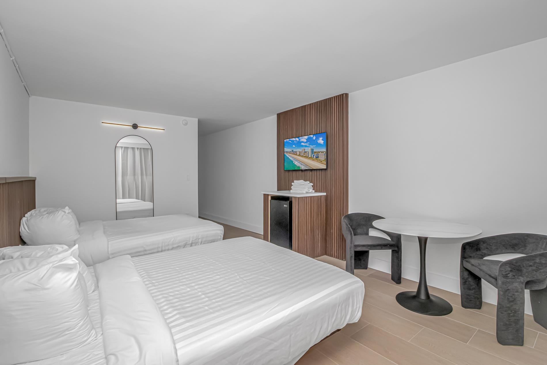 2209 S Ocean Blvd. Unit: all units