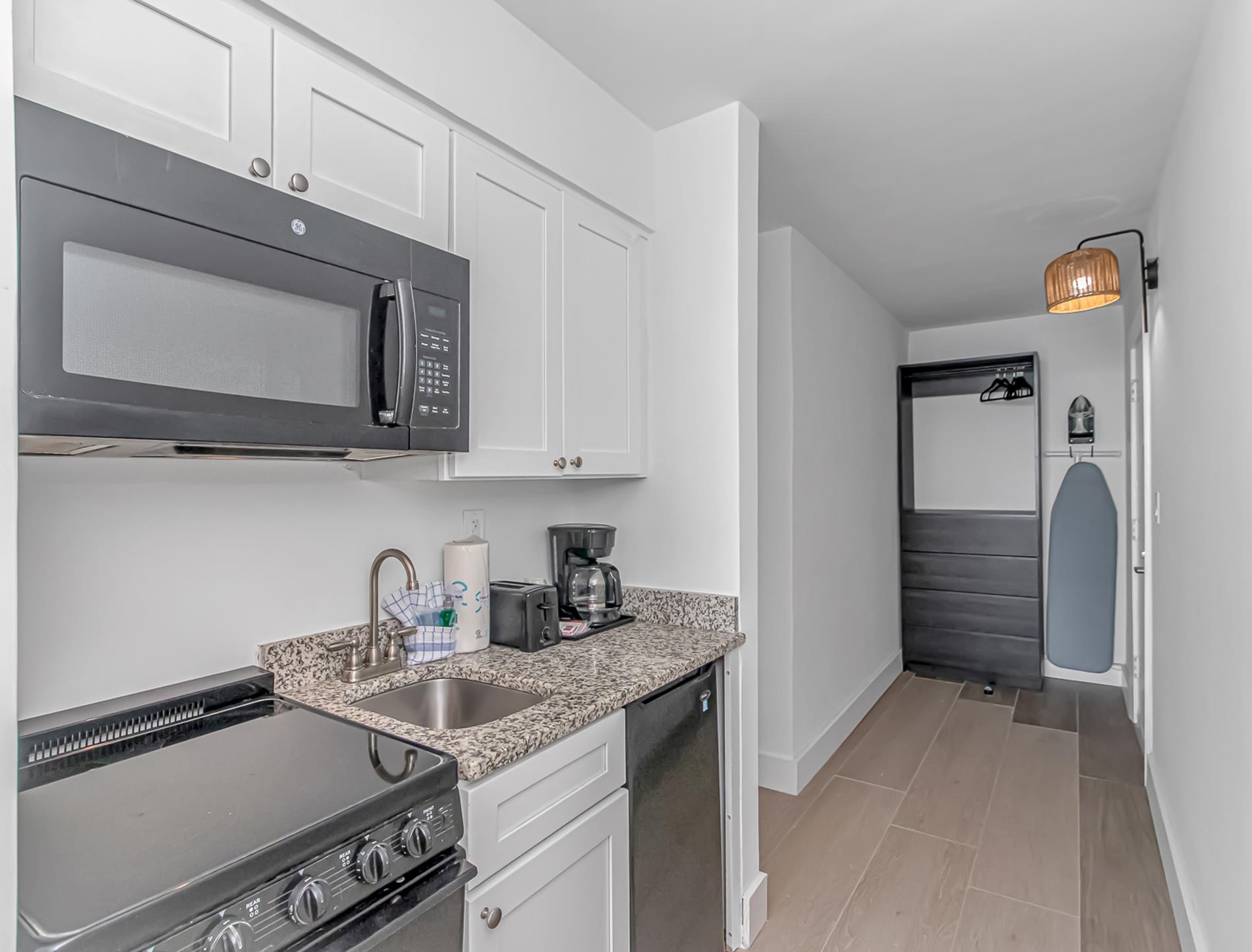 2209 S Ocean Blvd. Unit: all units