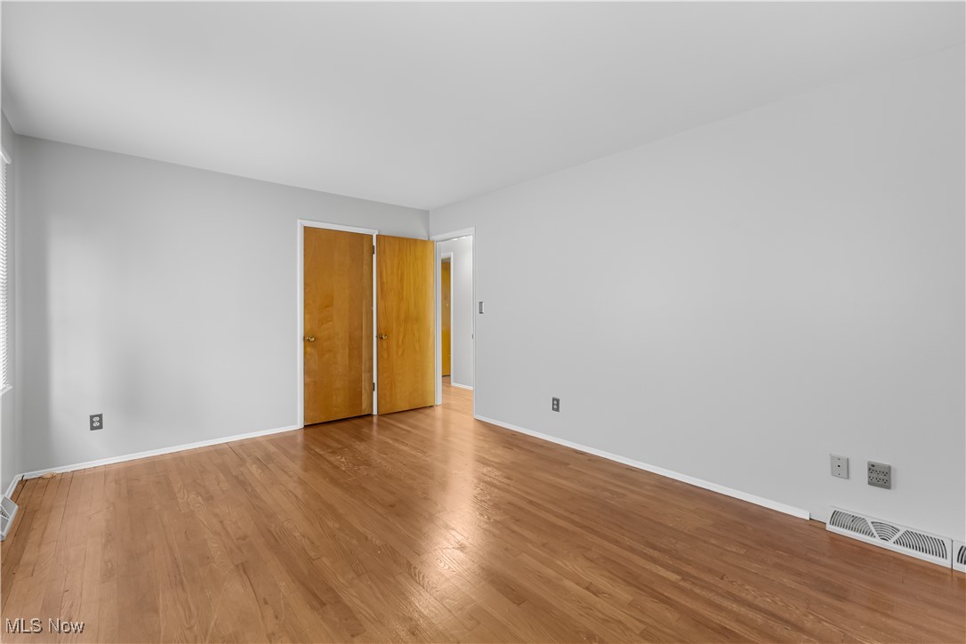4524 Woodridge Drive