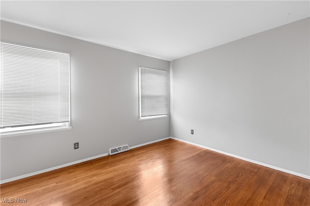 4524 Woodridge Drive